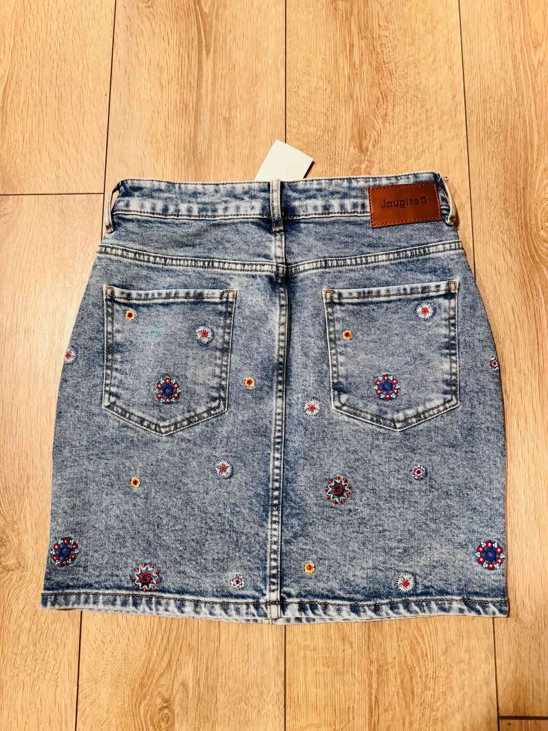 Falda denim bordada Desigual - miniatura 2