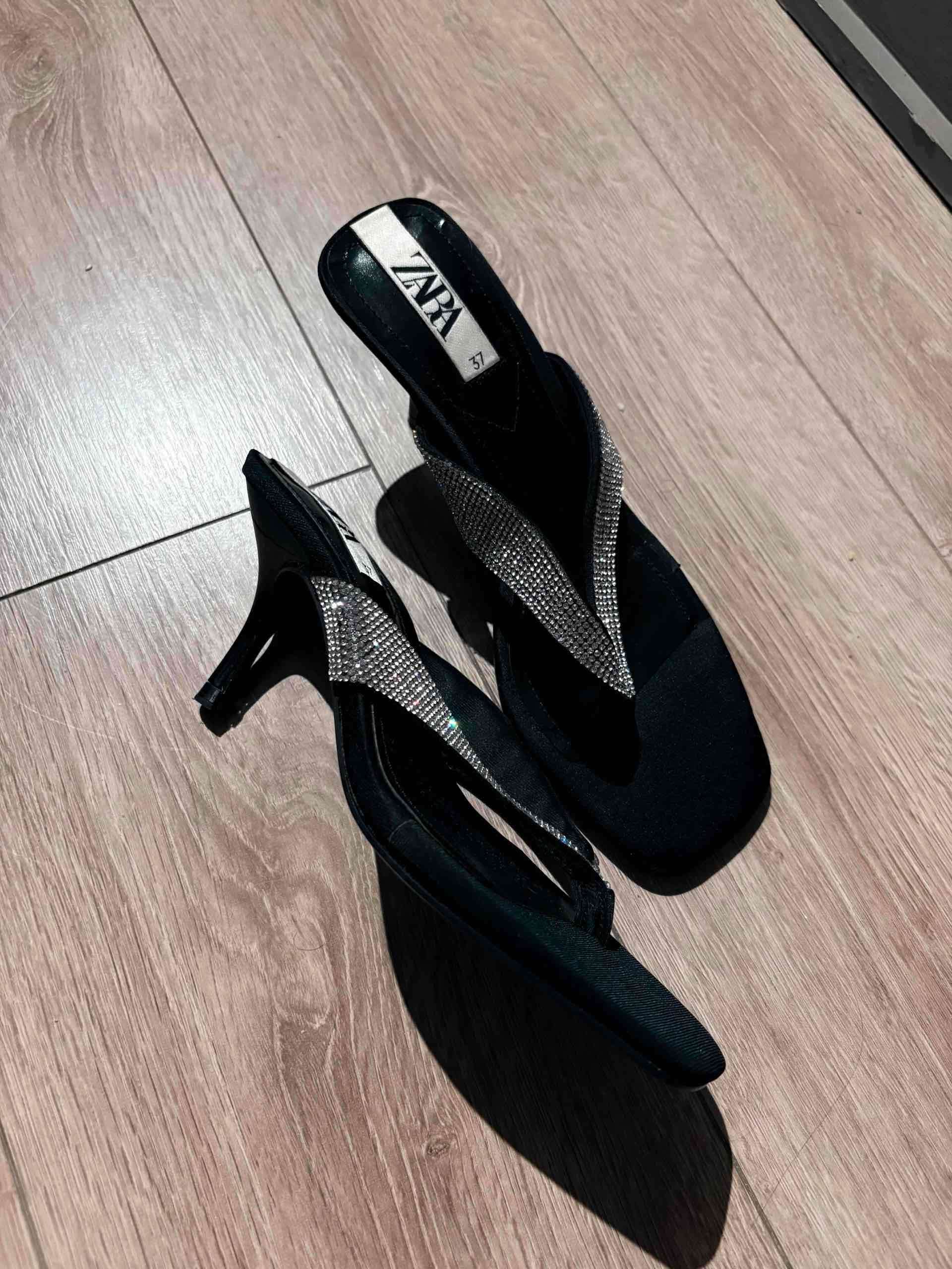 Sandalias negras con brillo Zara - miniatura 3