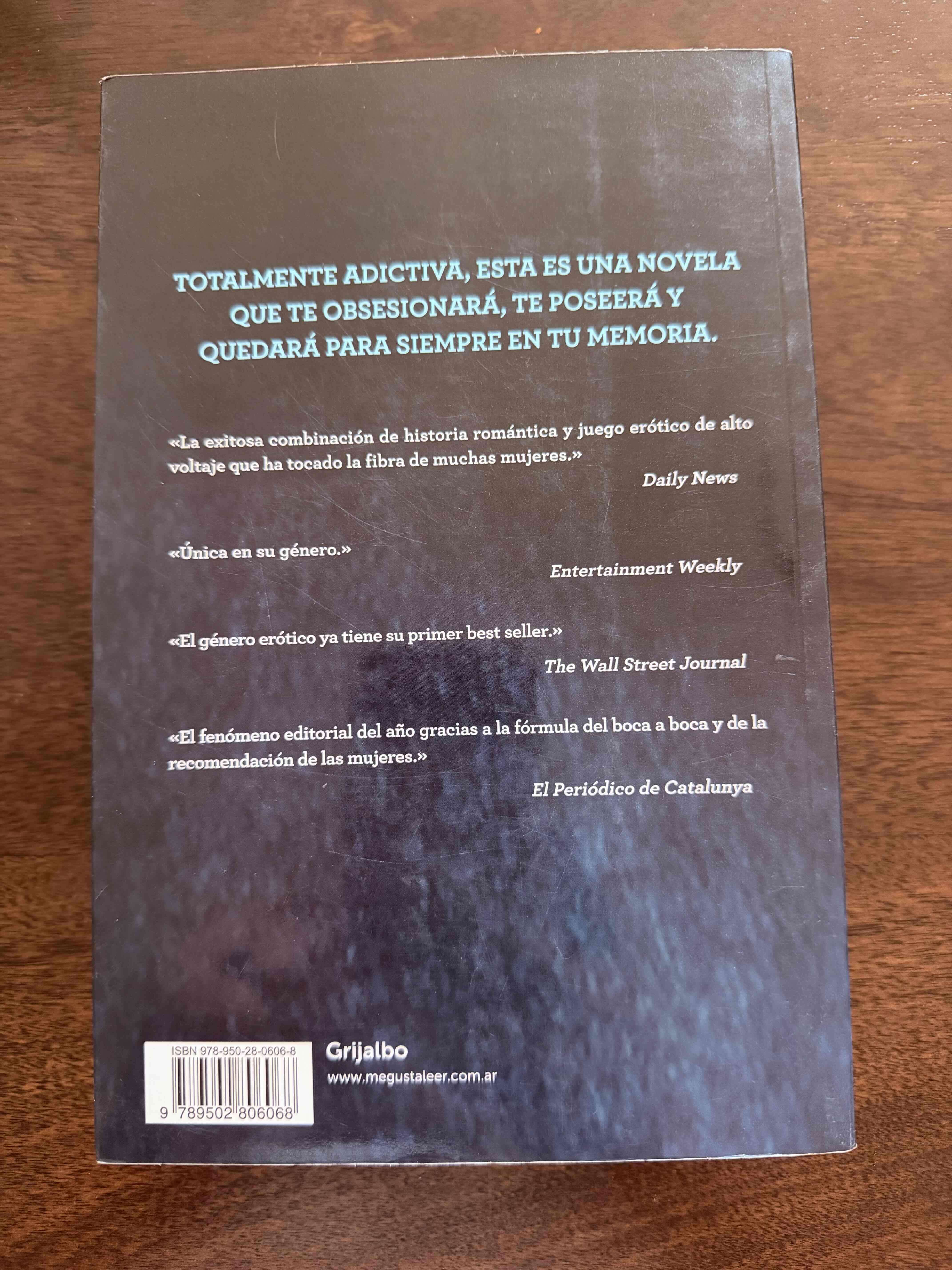 Libro 'Cincuenta sombras más oscuras' - miniatura 2