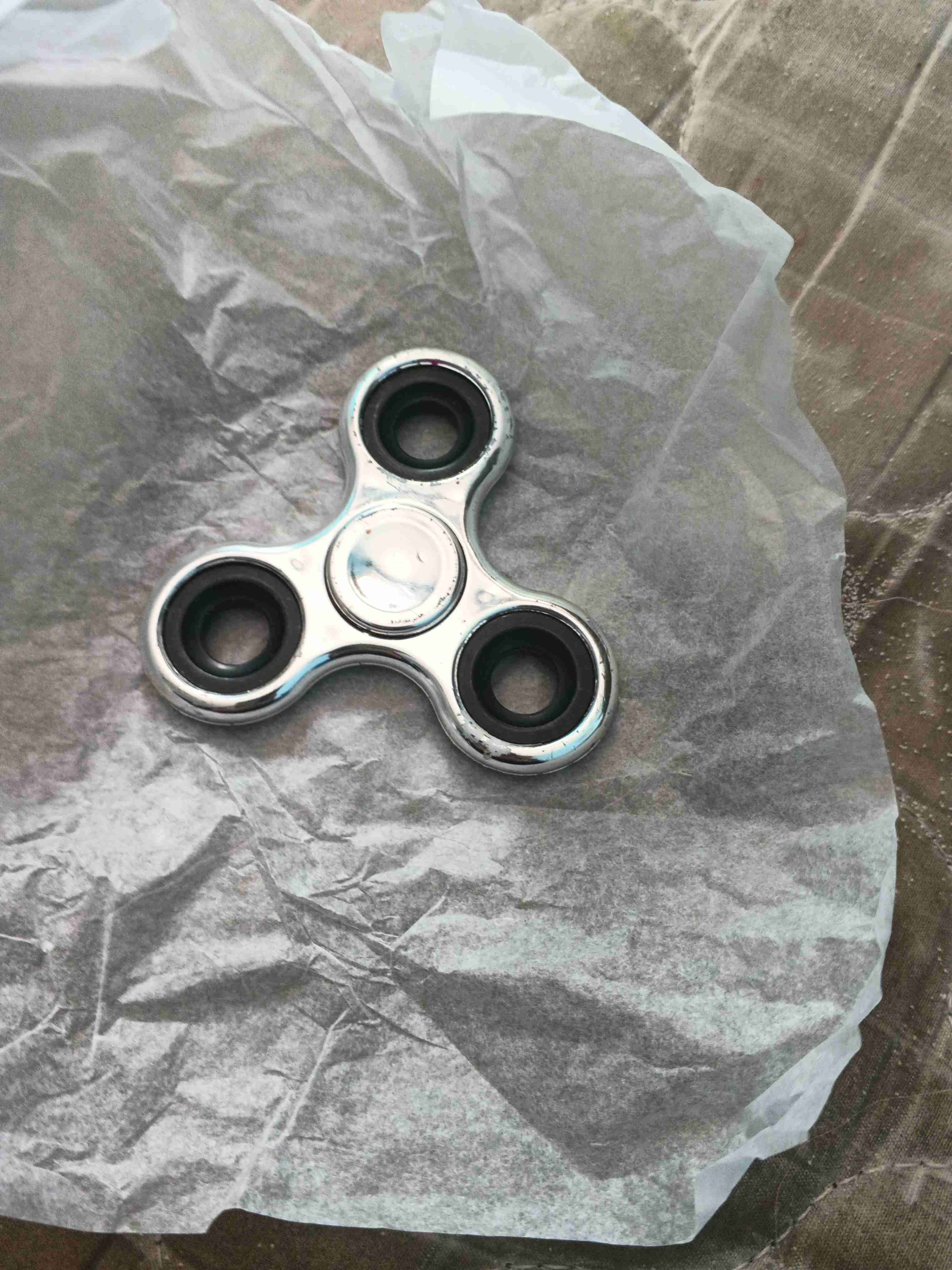 Fidget spinner y juguete de mcdonald's - miniatura 3