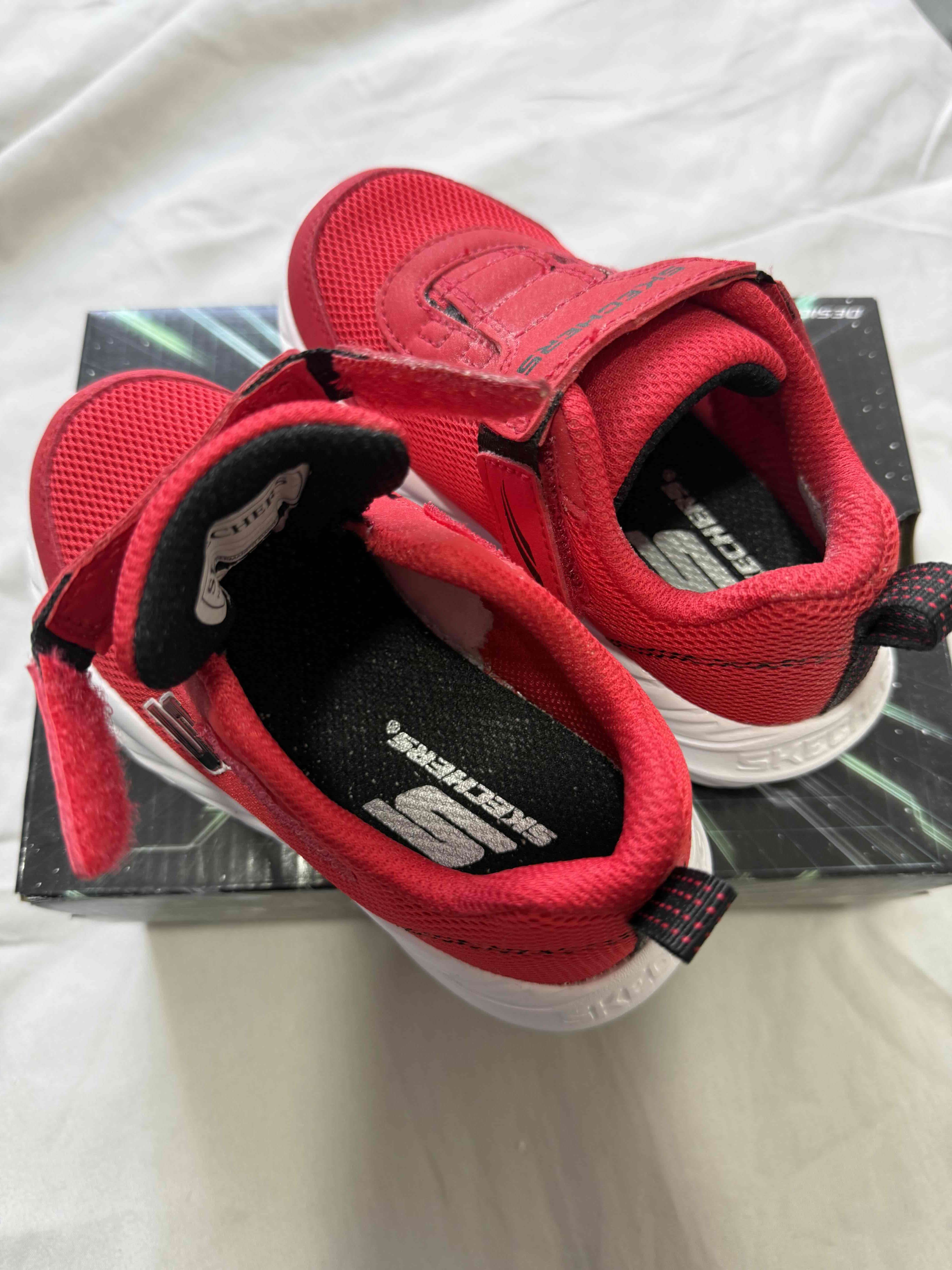 Zapatillas rojas Skechers para niños - miniatura 4