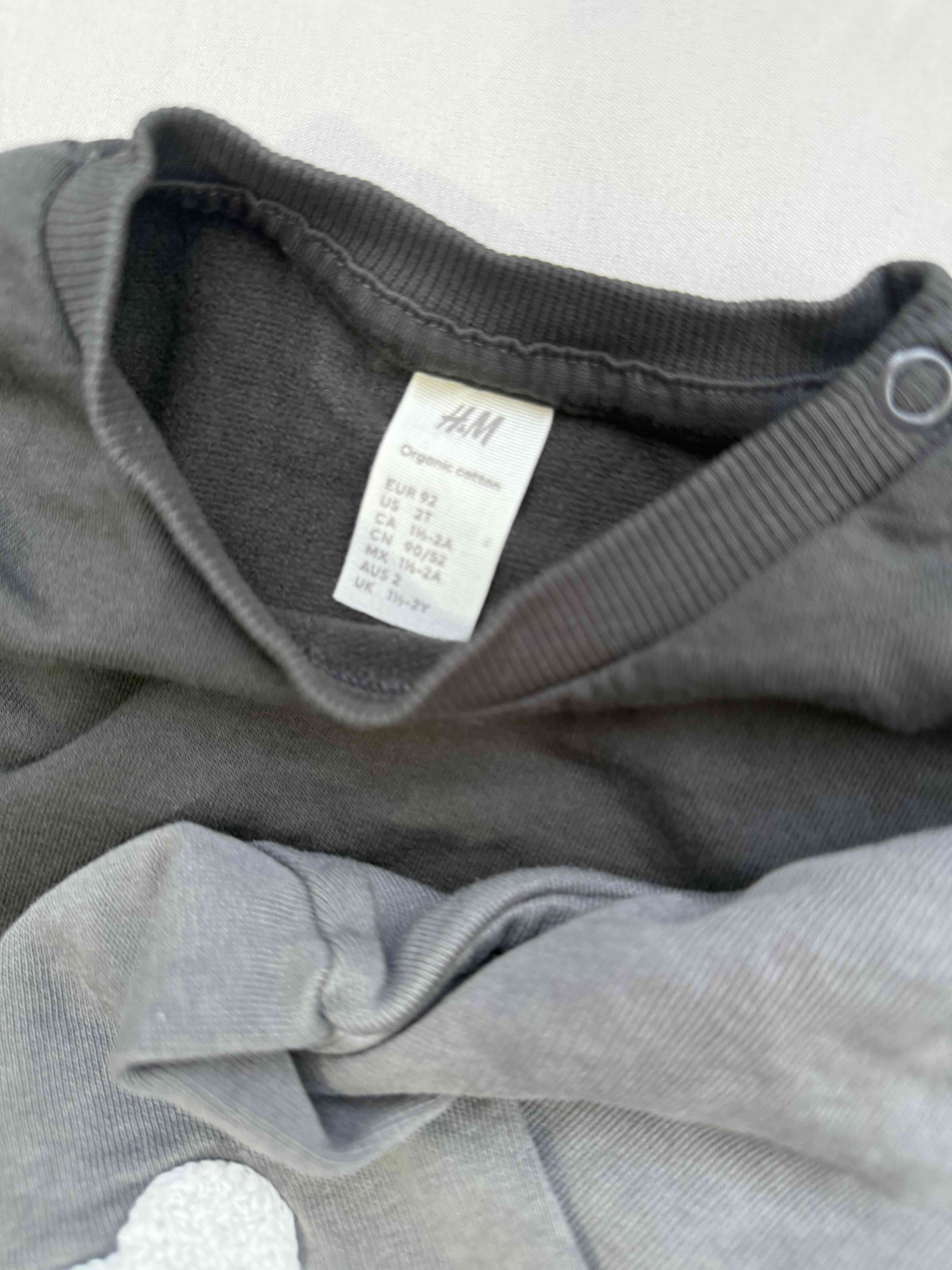Polerones infantiles H&M gris y negro - miniatura 4