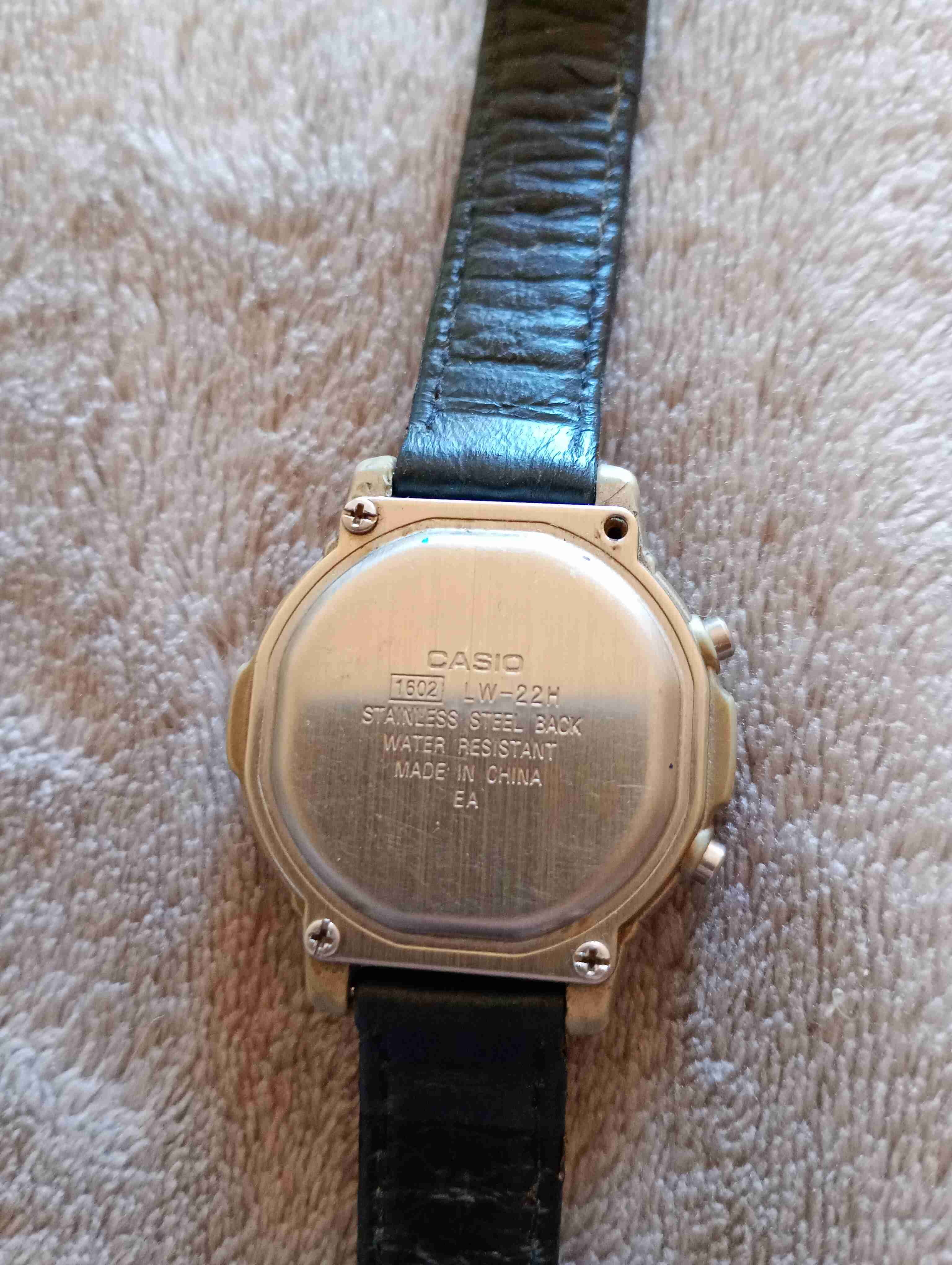 Reloj Casio Illuminator - miniatura 3