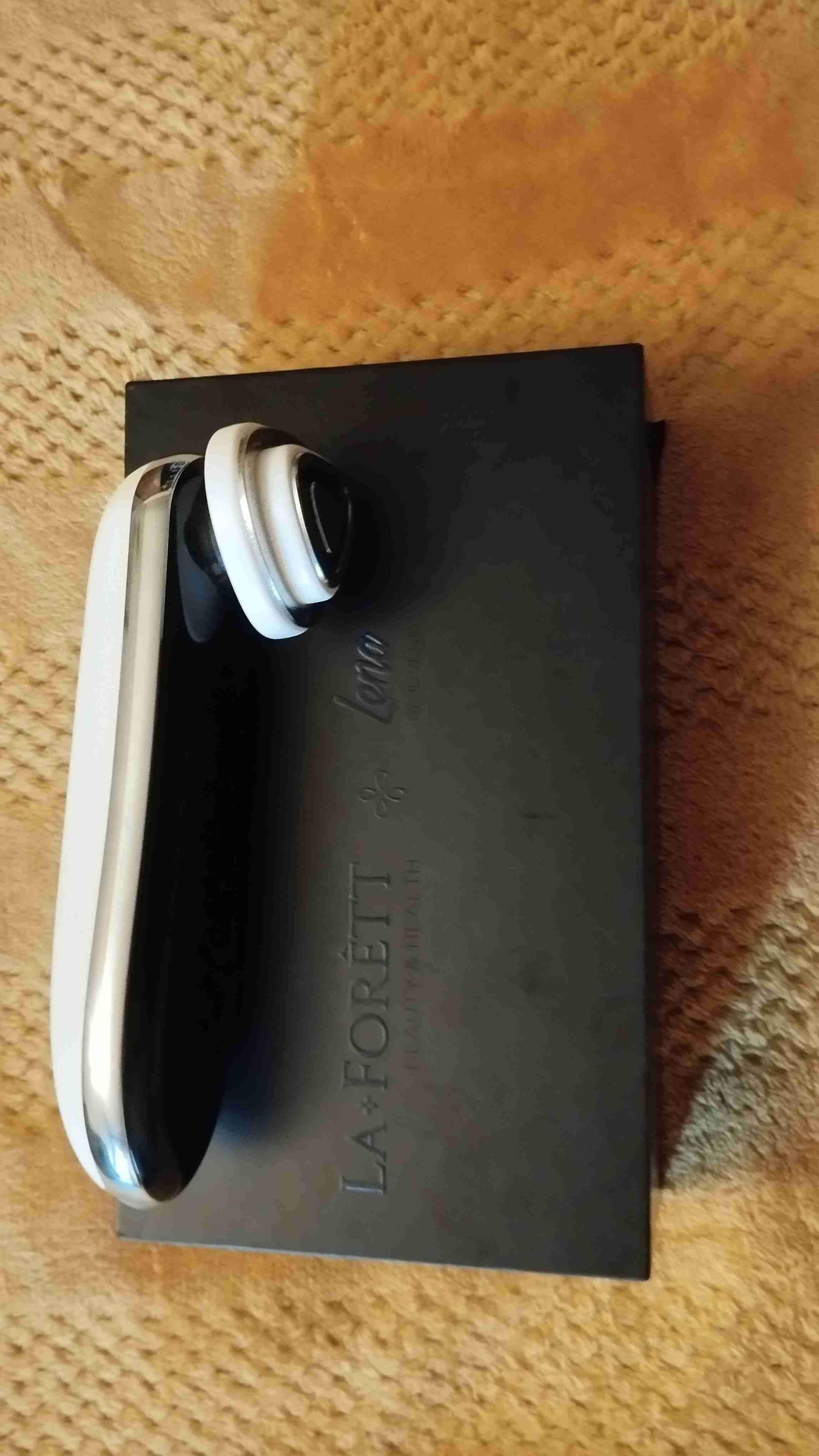 Dispositivo de limpieza facial RF - miniatura 4