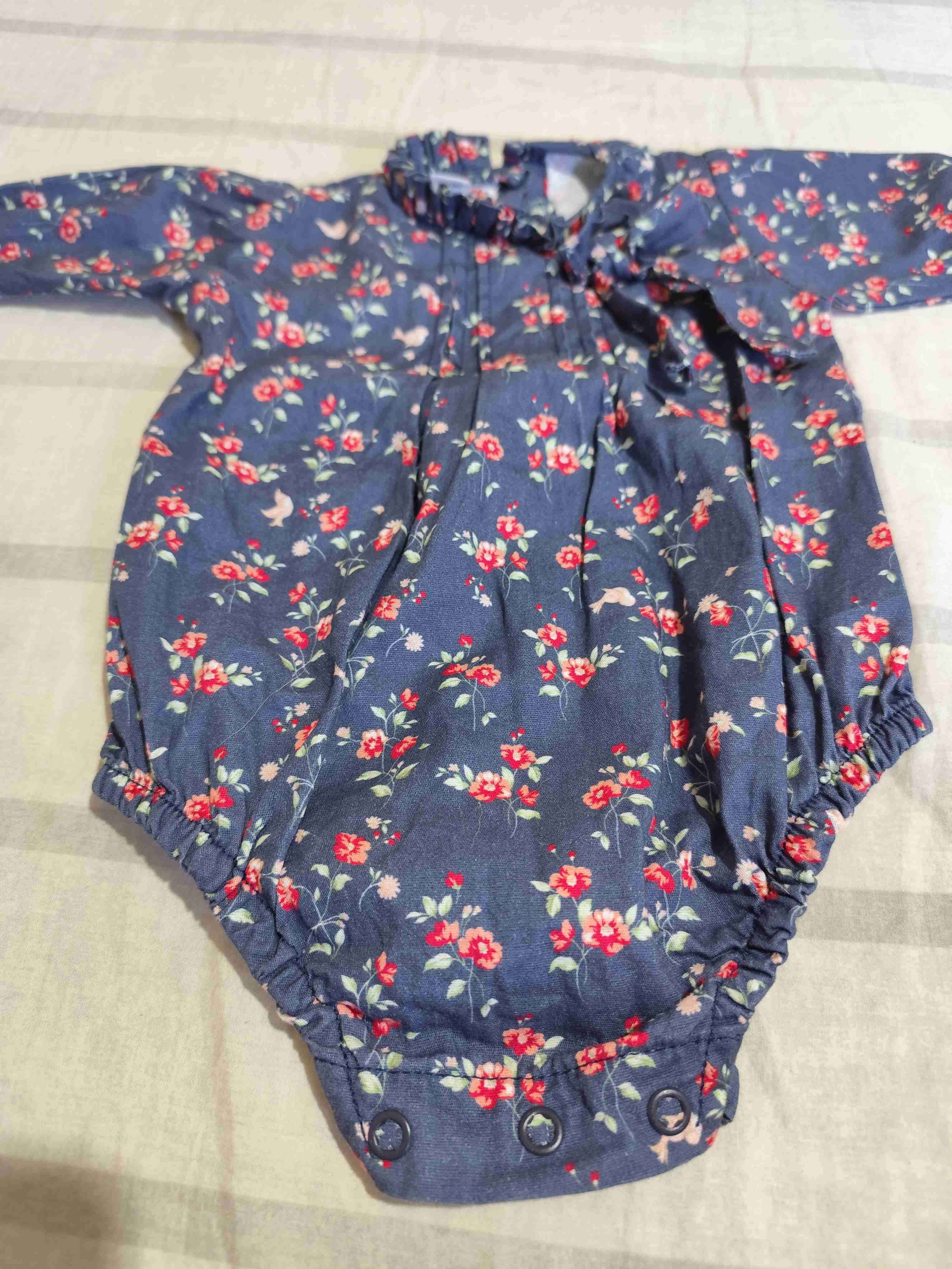 Body de bebé con flores - miniatura 2