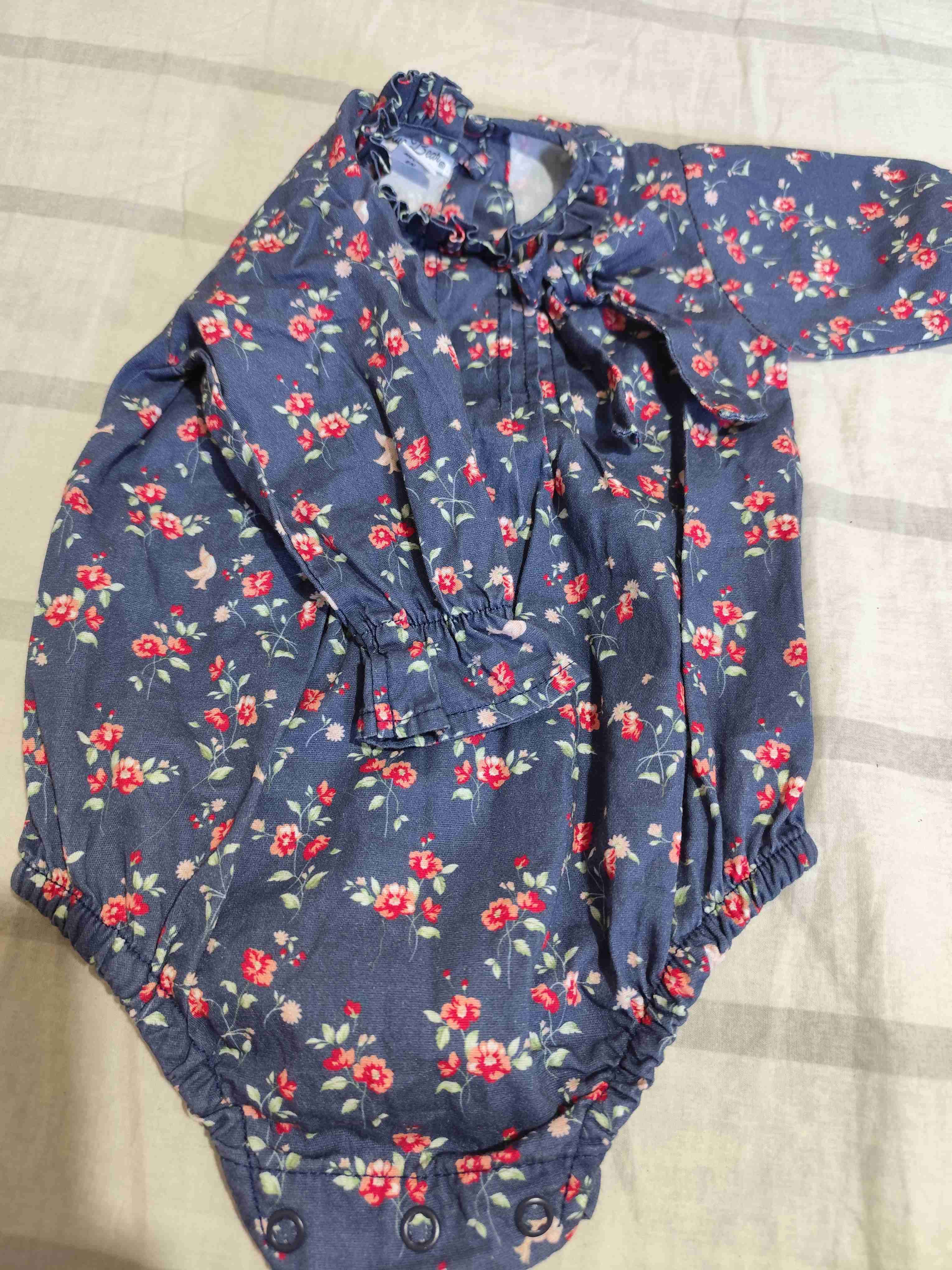 Body de bebé con flores - miniatura 3