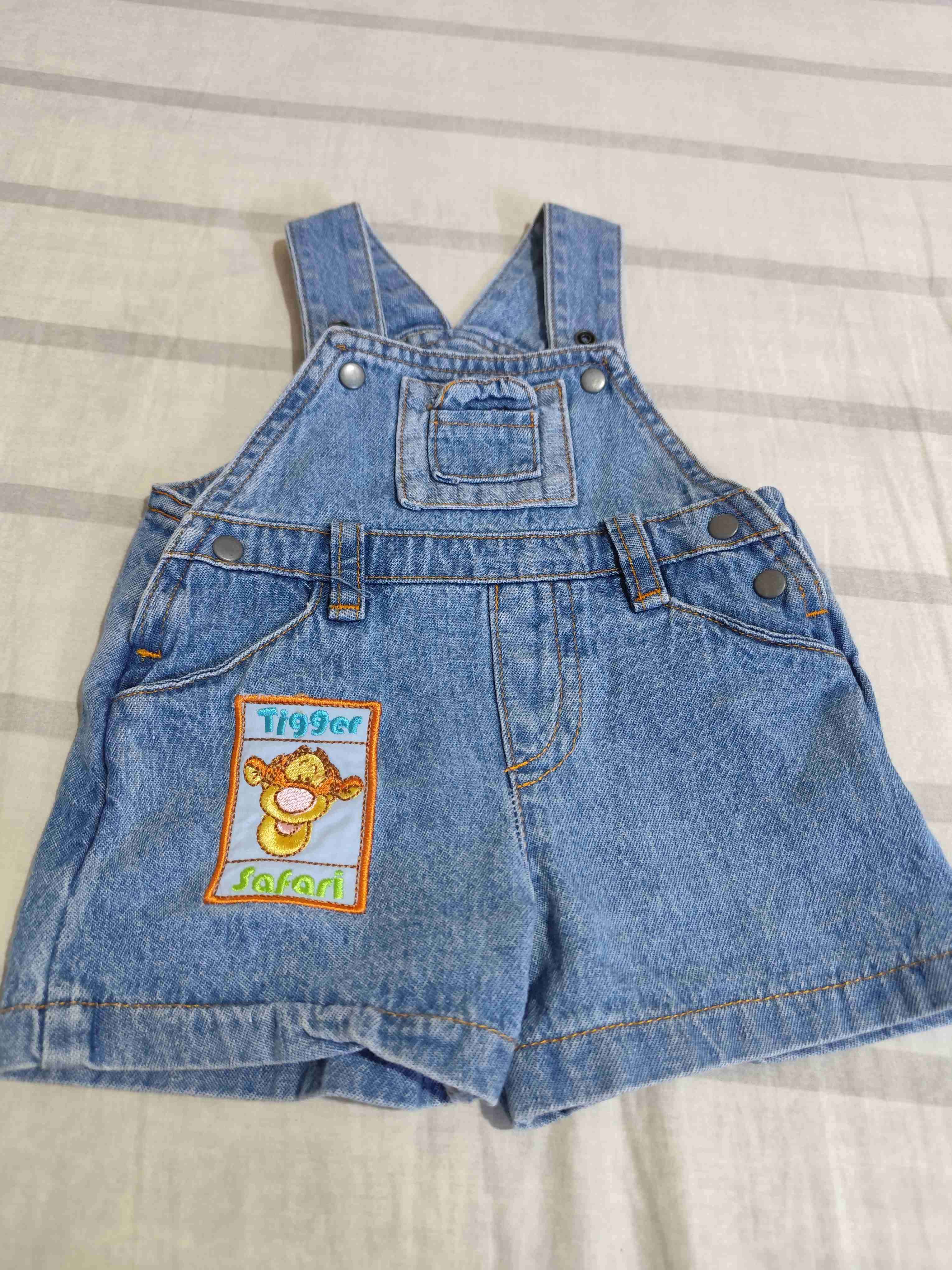 Jardinera de mezclilla infantil