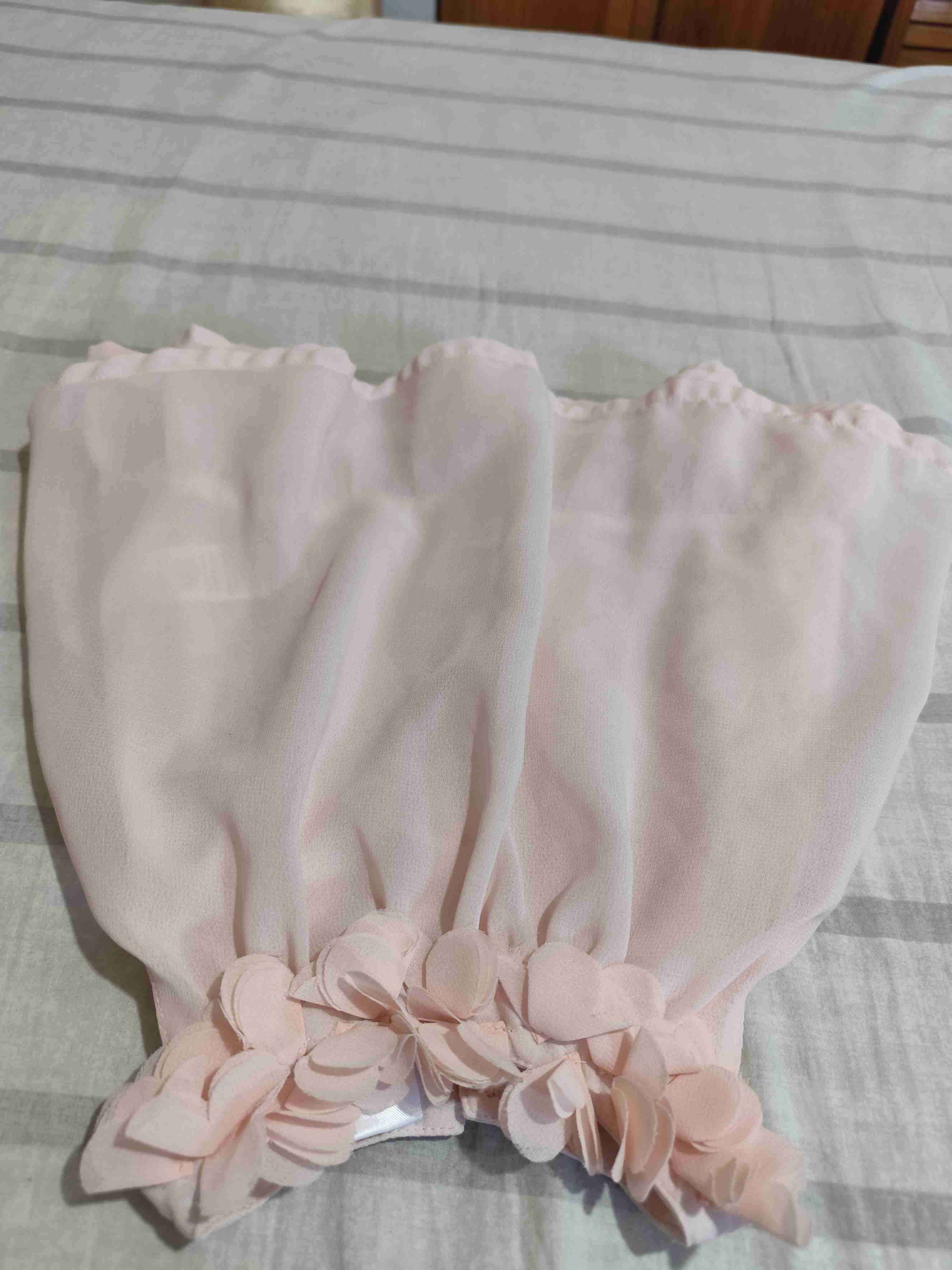 Vestido rosa con flores - miniatura 2