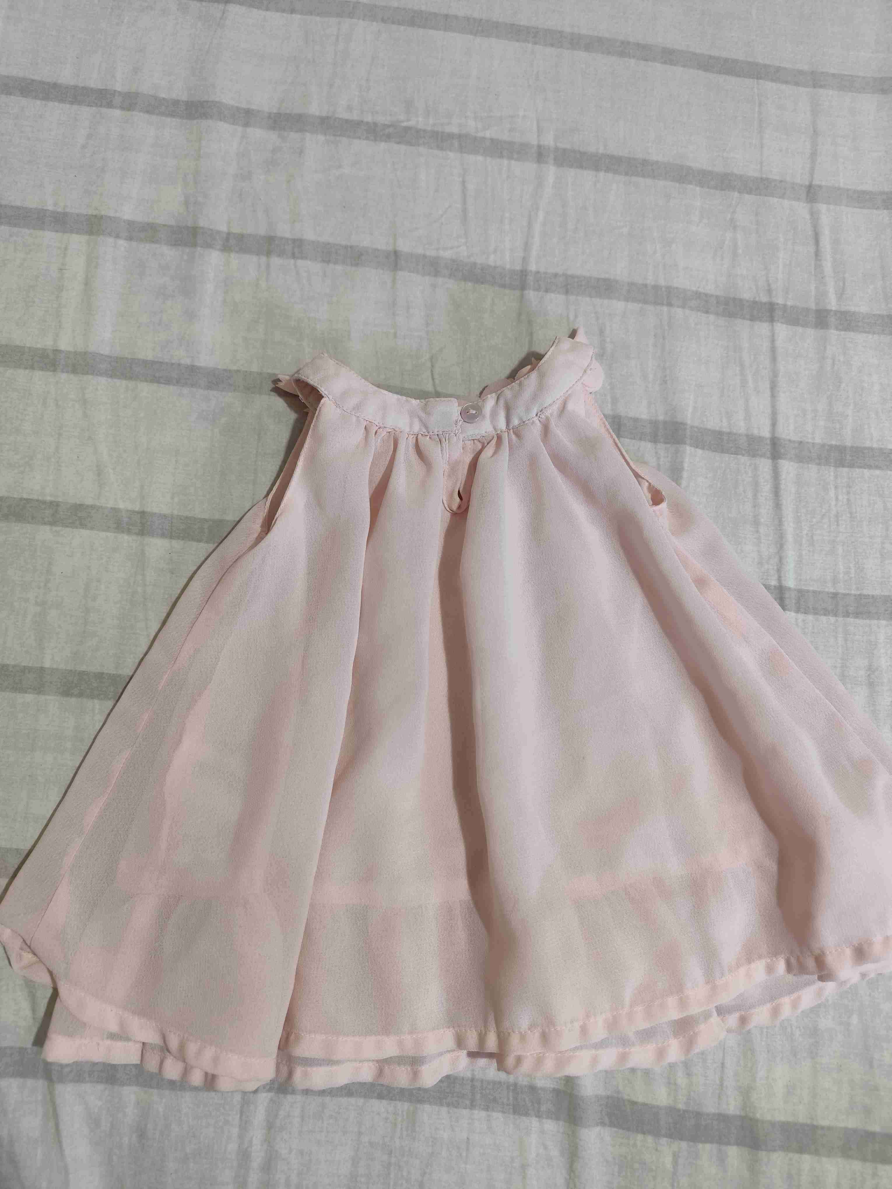 Vestido rosa con flores - miniatura 3