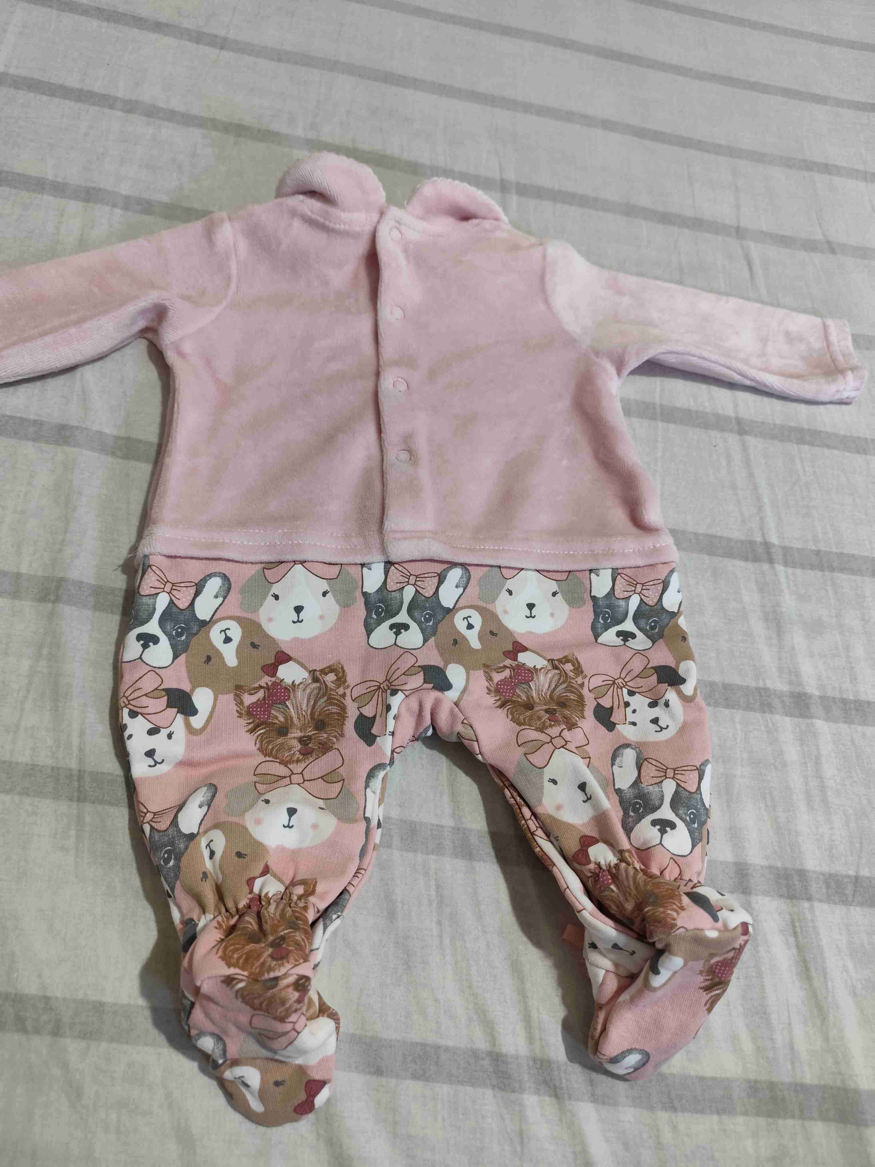Pijama bebé rosado con perritos - miniatura 3