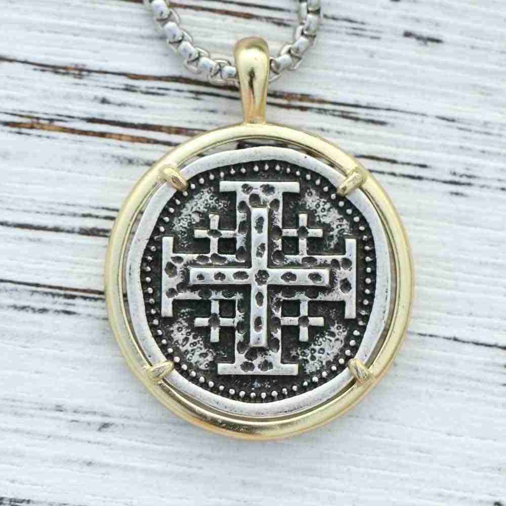 Collar con medalla religiosa - miniatura 2