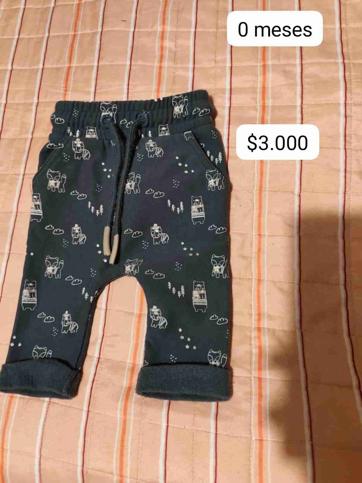 Pantalones bebé estampados