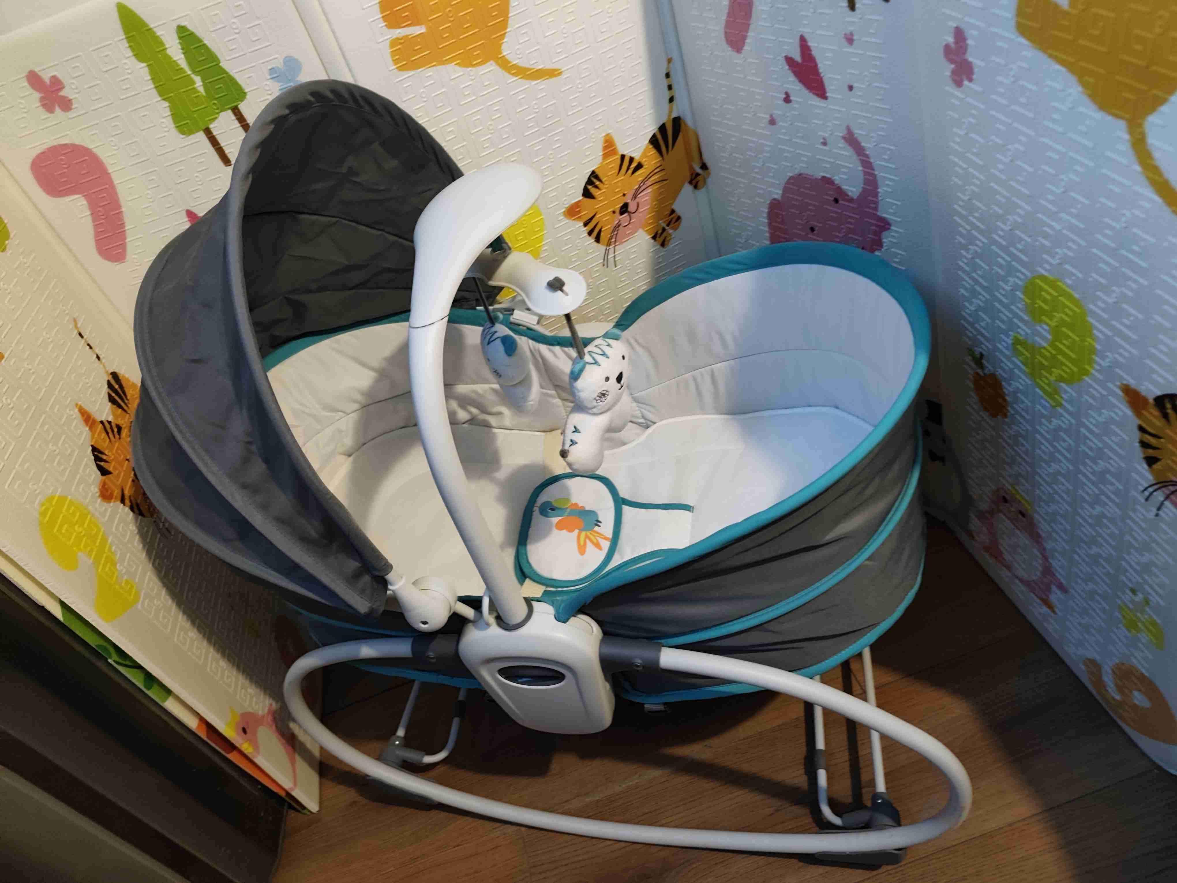 Cuna bebé con móvil colgante - miniatura 3