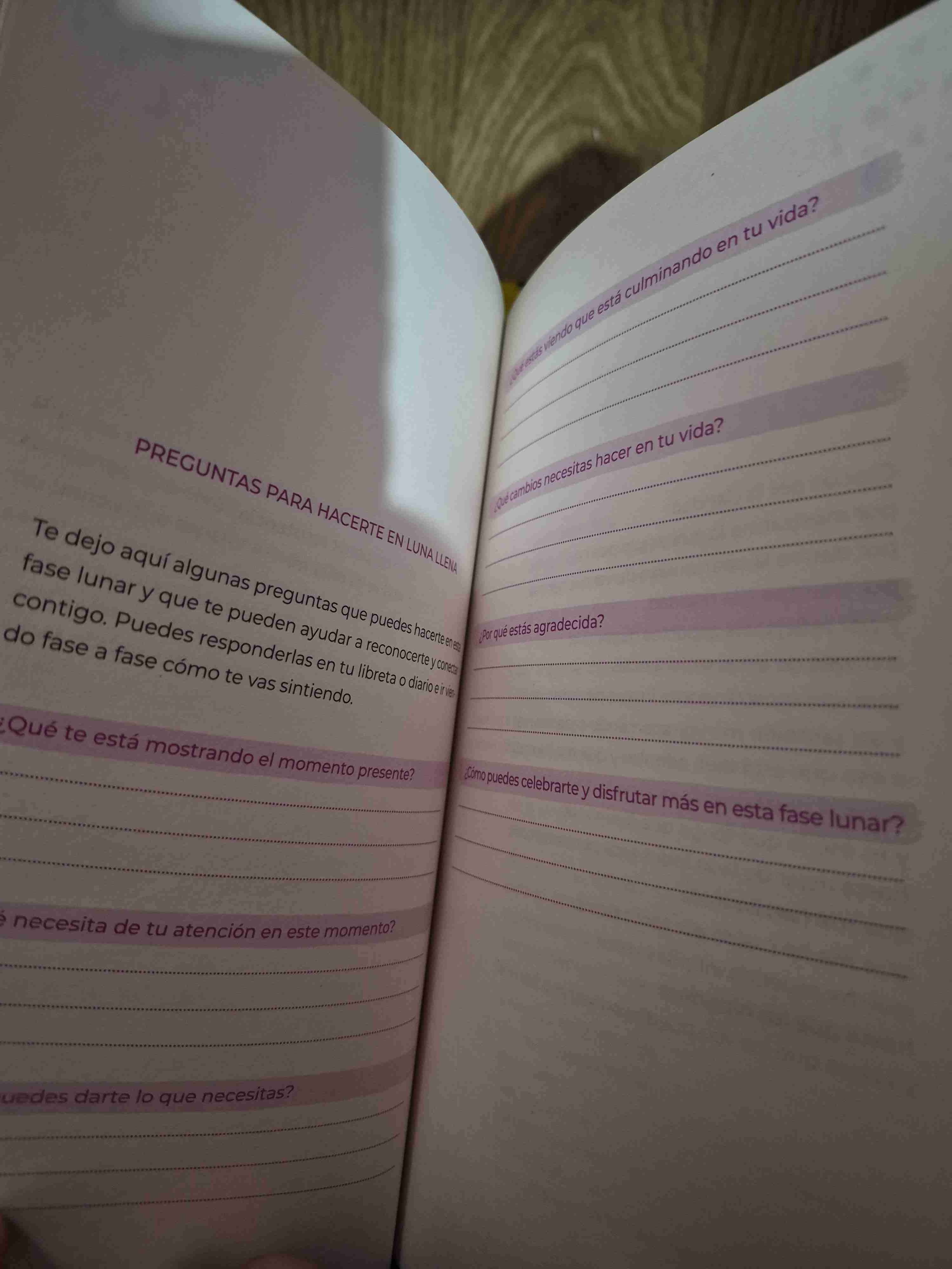 Libro 'Descubre el Poder de la Luna' - miniatura 3