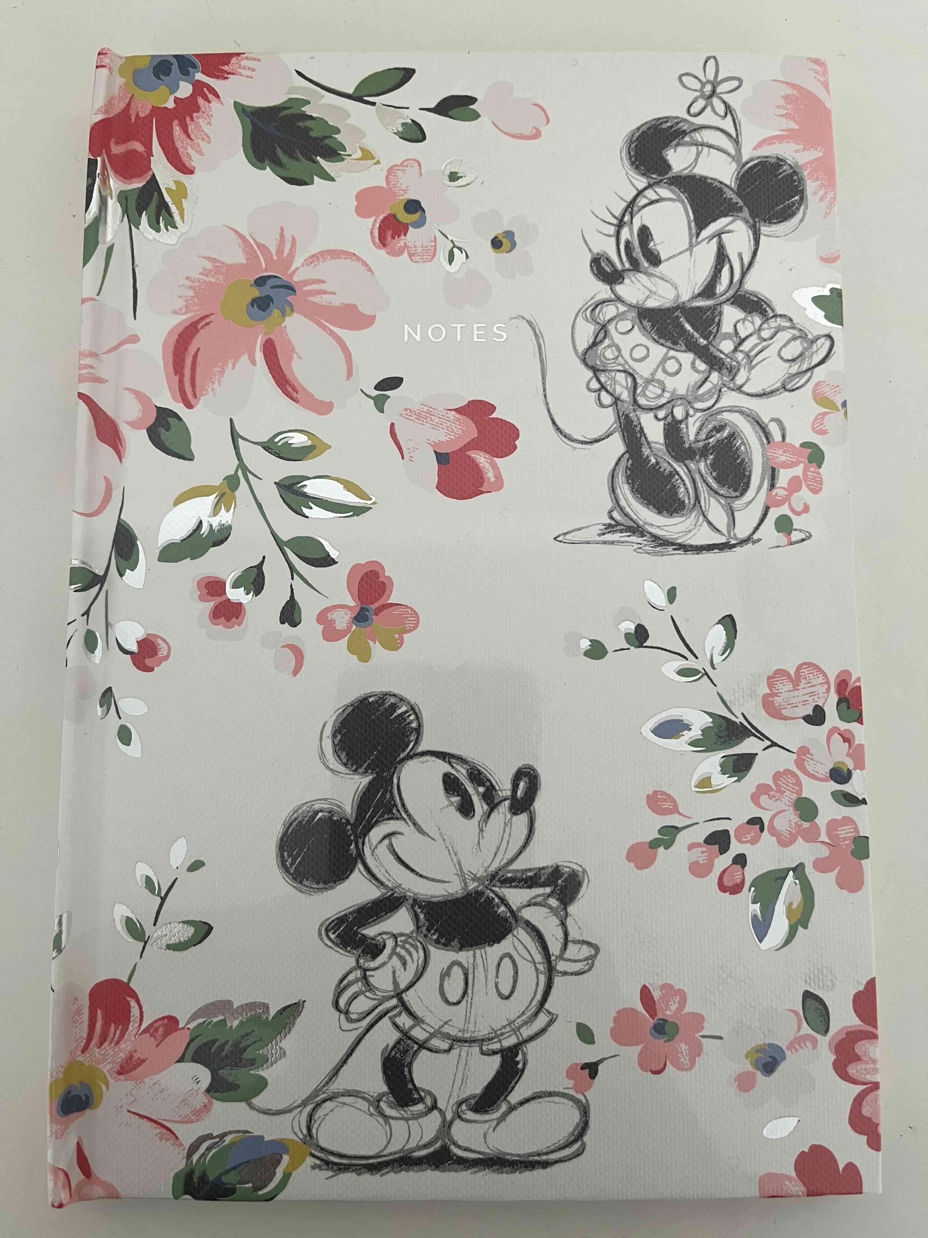 Cuaderno Disney floral