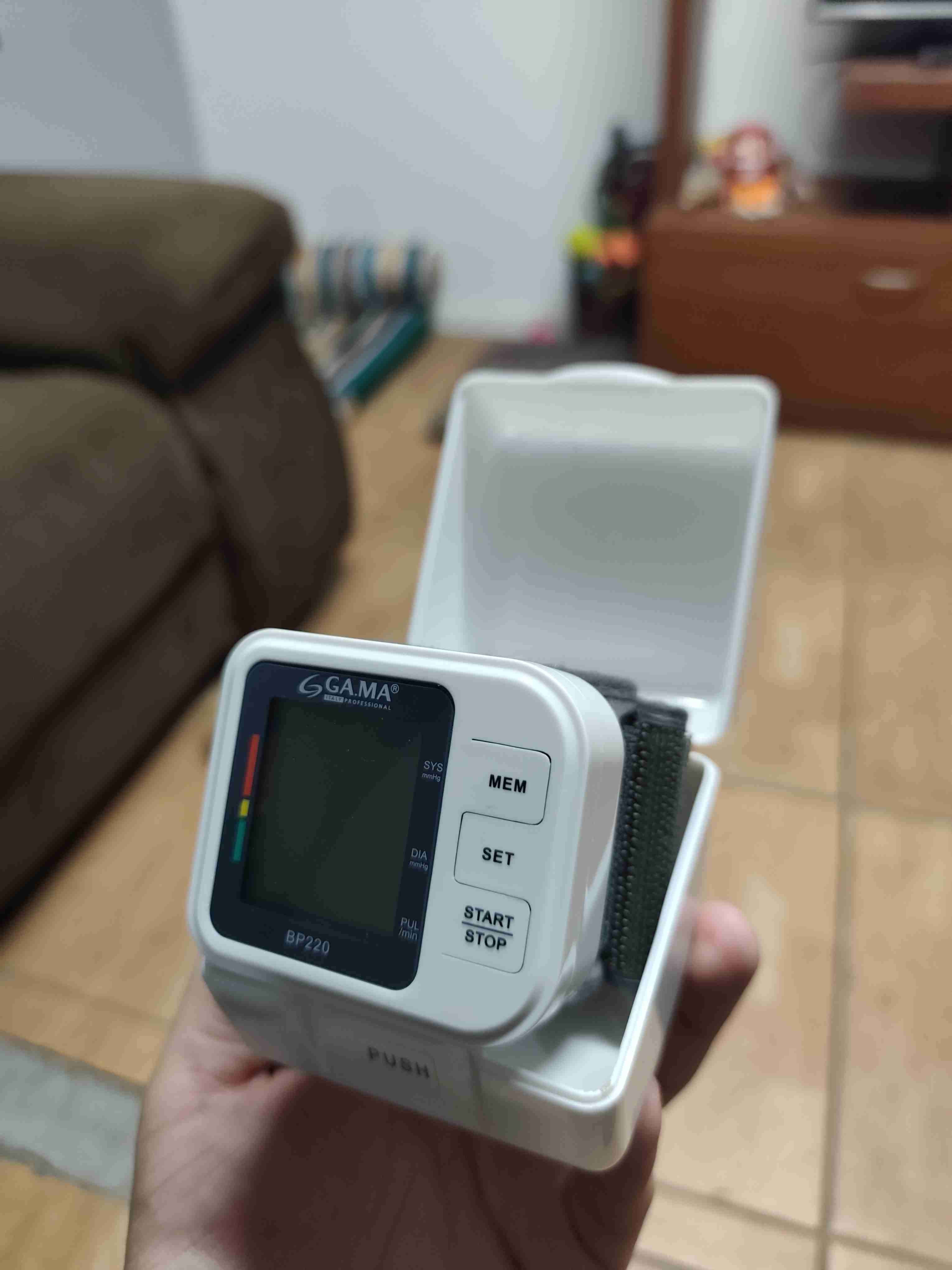 Tensiómetro de muñeca Gama y Scianmed