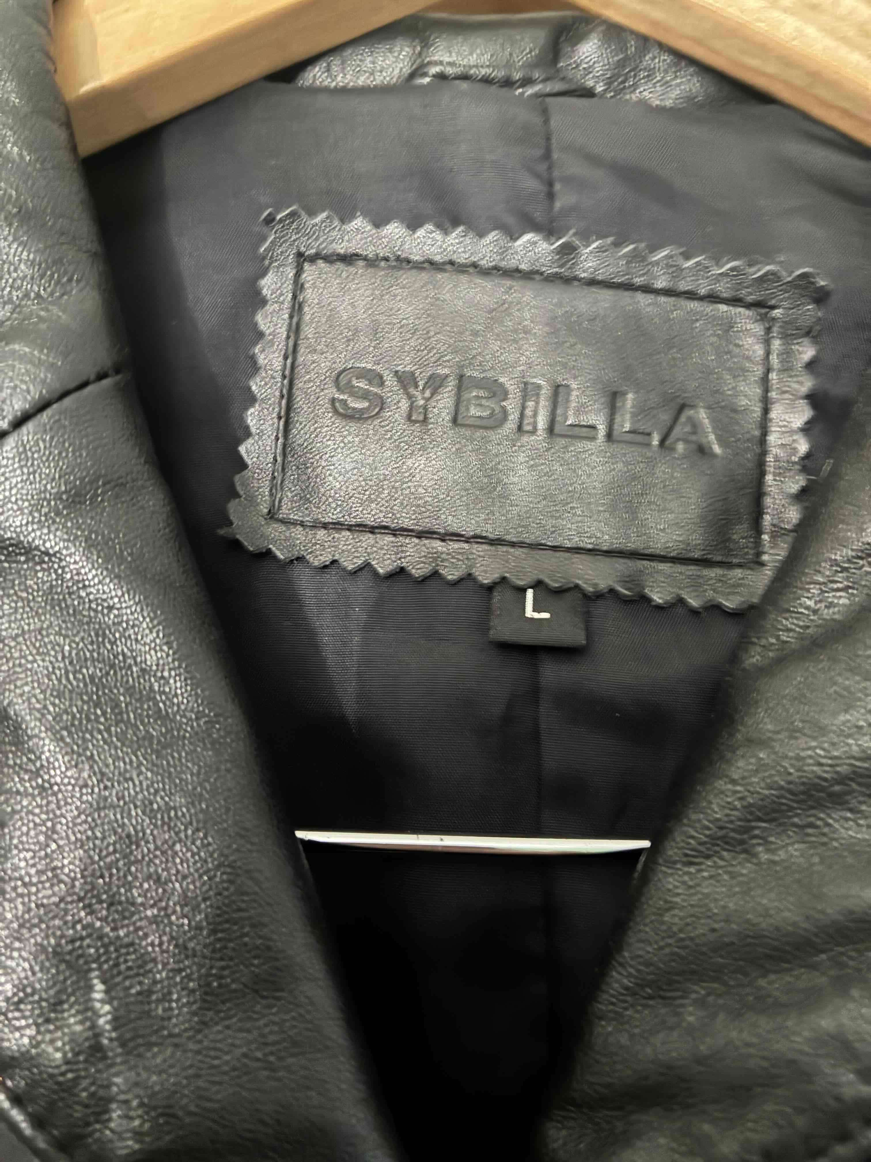 Abrigo negro de cuero - miniatura 4