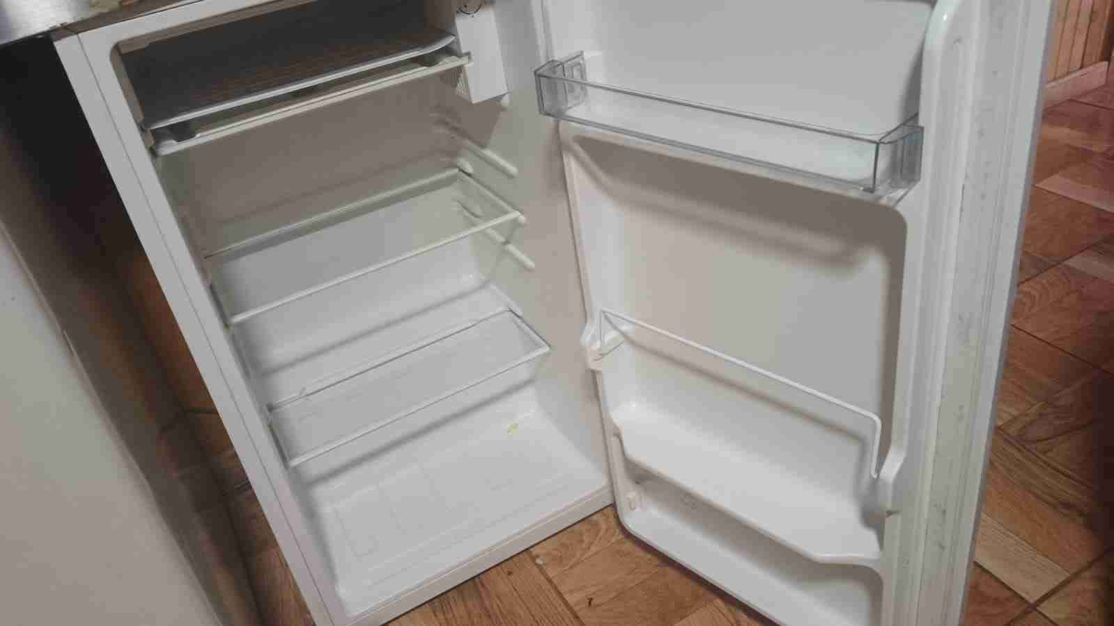 Mini refrigerador blanco - miniatura 3