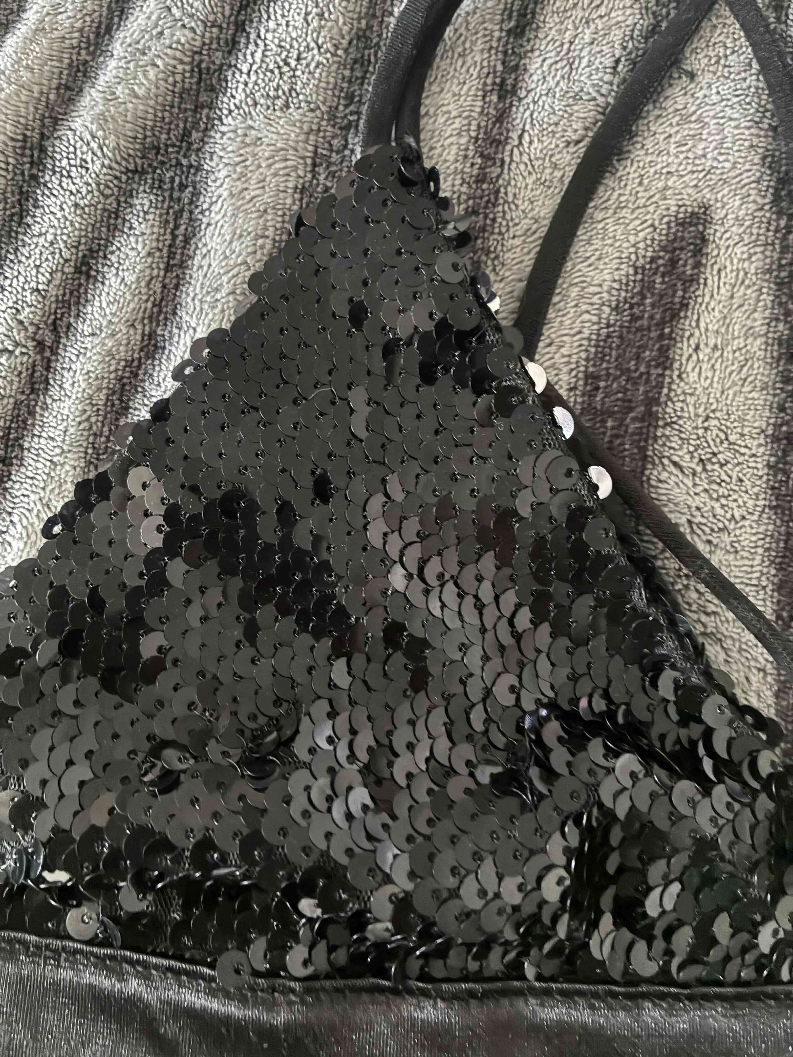 Top de lentejuelas negro - miniatura 2