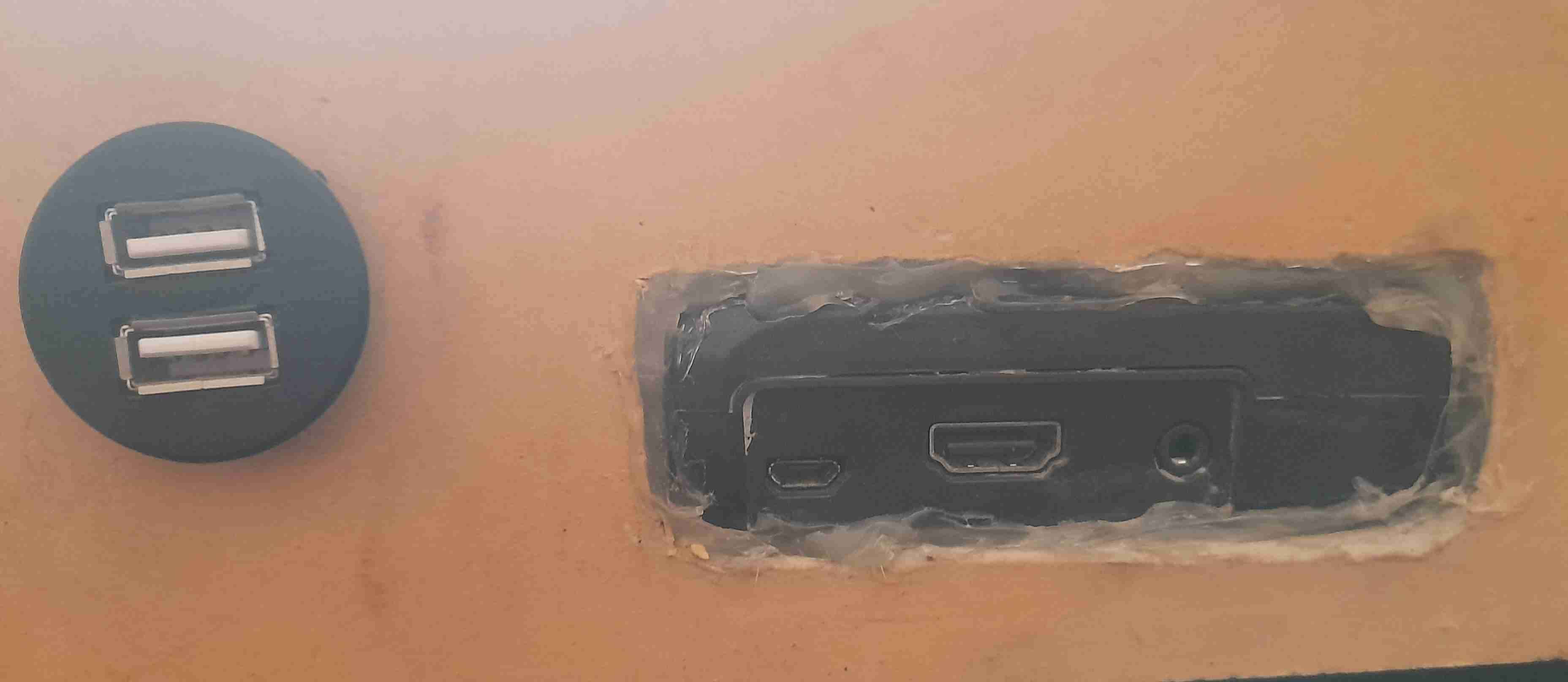 Mesa arcade con diseño de juego - miniatura 4