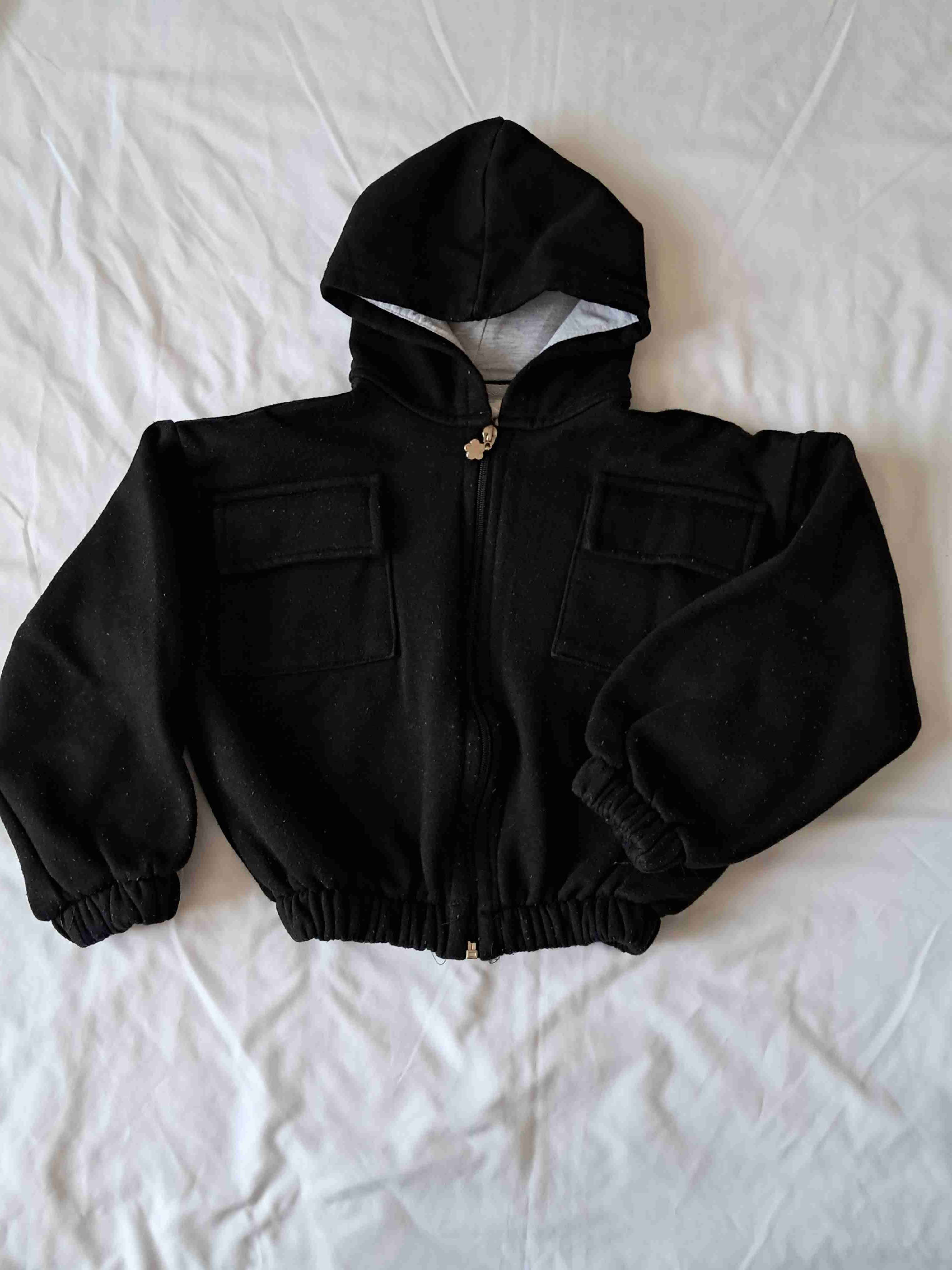 Conjunto infantil negro deportivo - miniatura 2