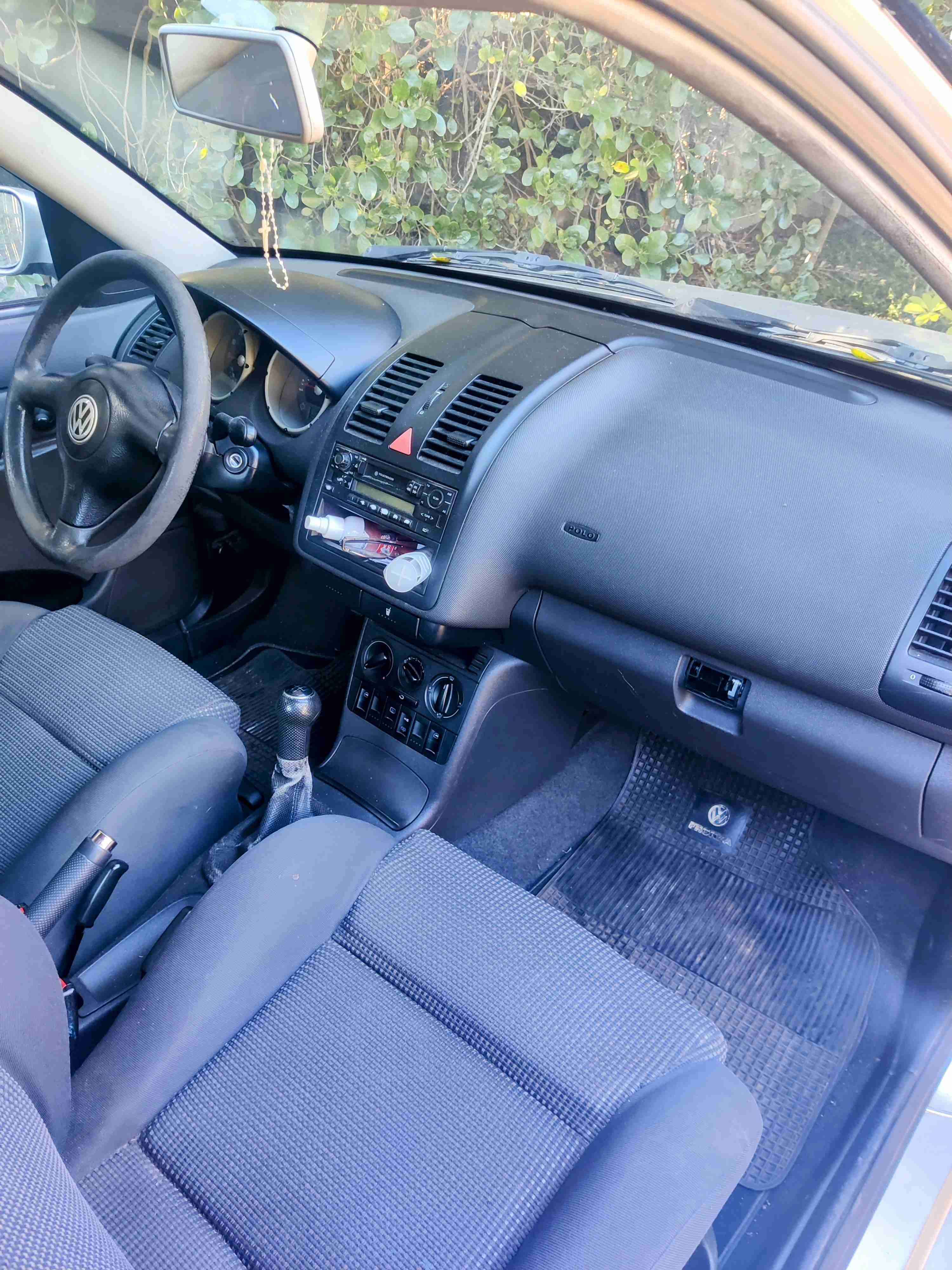 Volkswagen Polo 2001 - miniatura 2