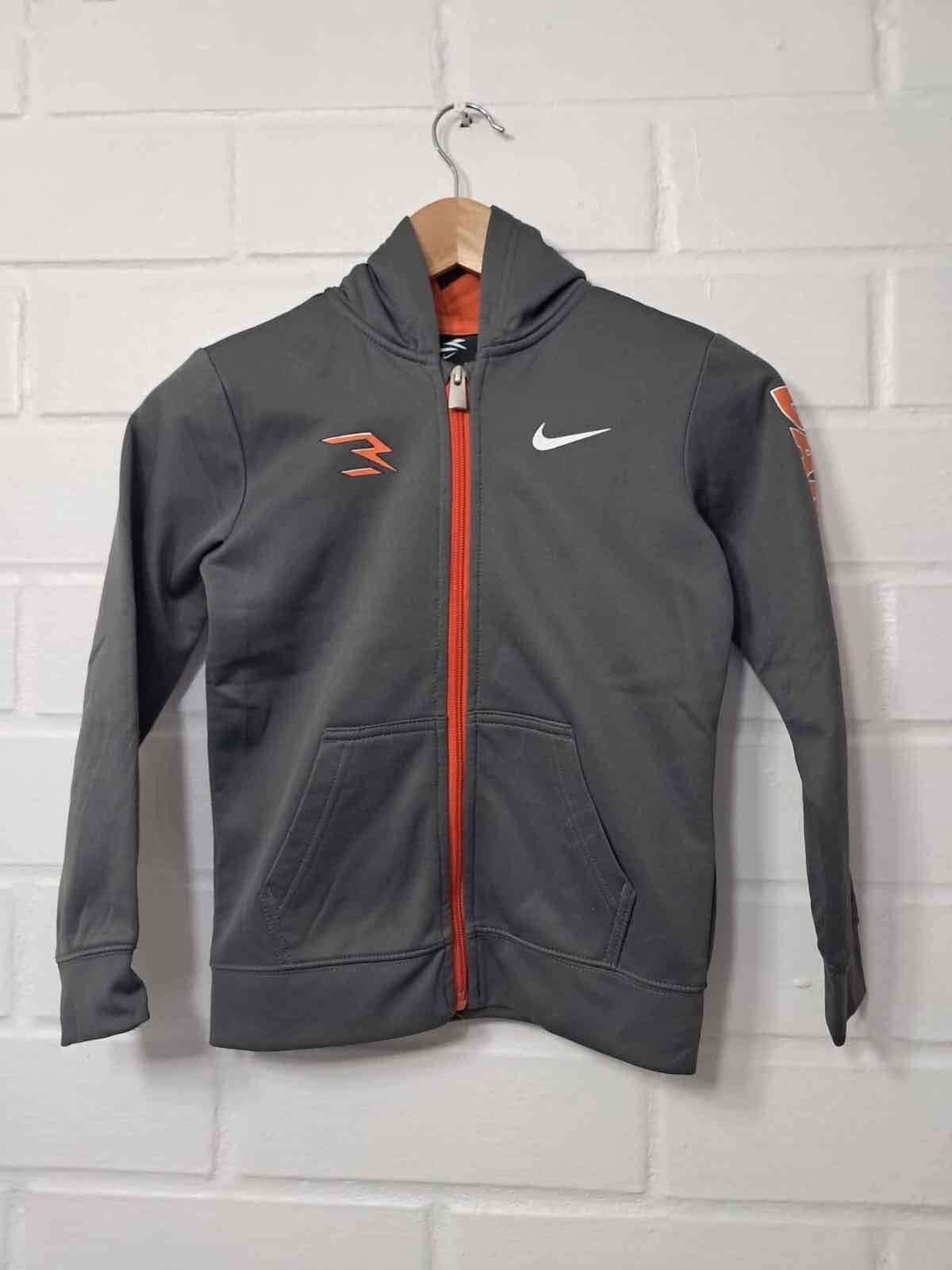 Polerón gris con capucha talla 6-7 años