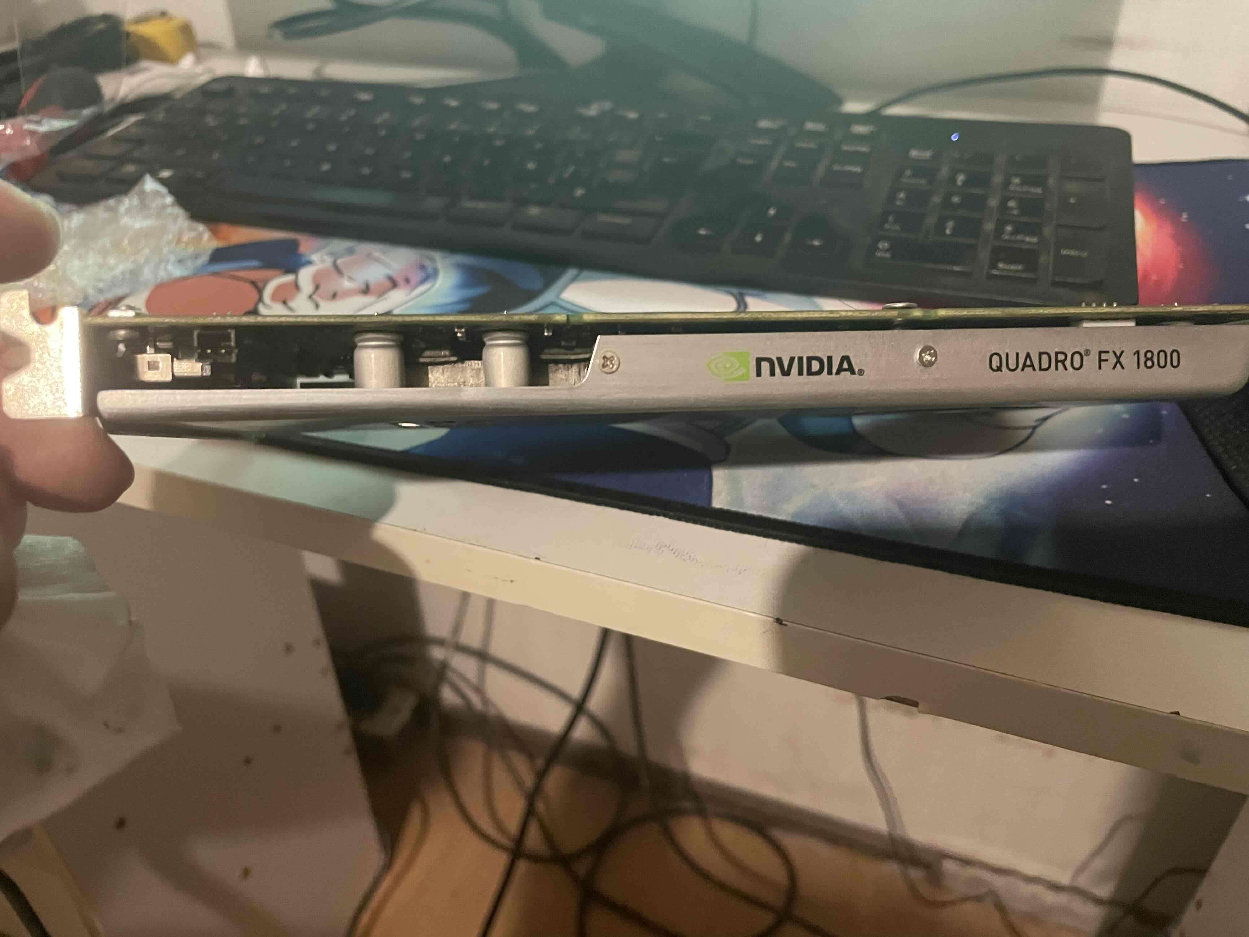 Tarjeta gráfica NVIDIA Quadro fx1800+ xeon w3520 - miniatura 3