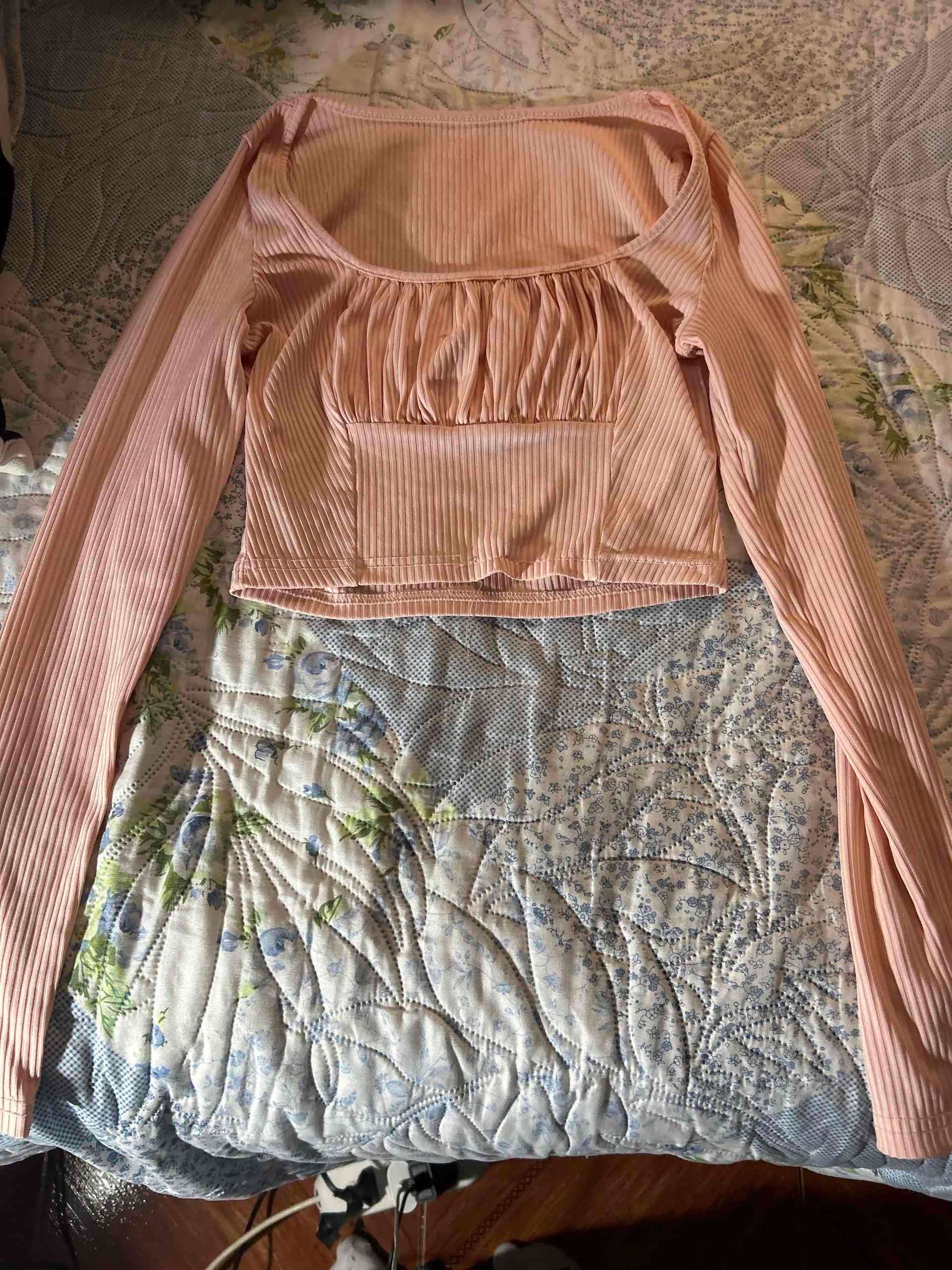 Polera crop top rosada