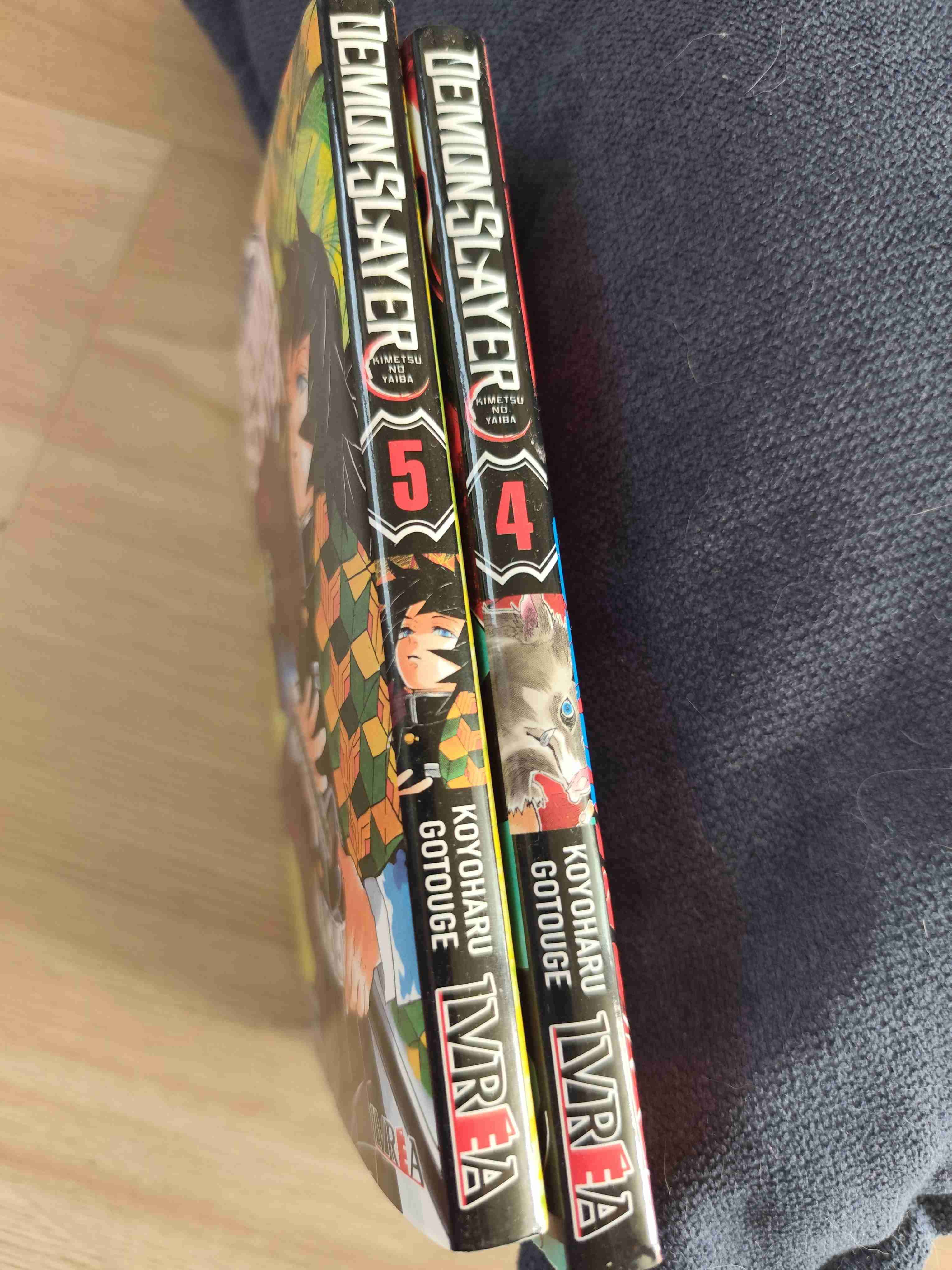 Mangas Demon Slayer Vol. 4 y 5