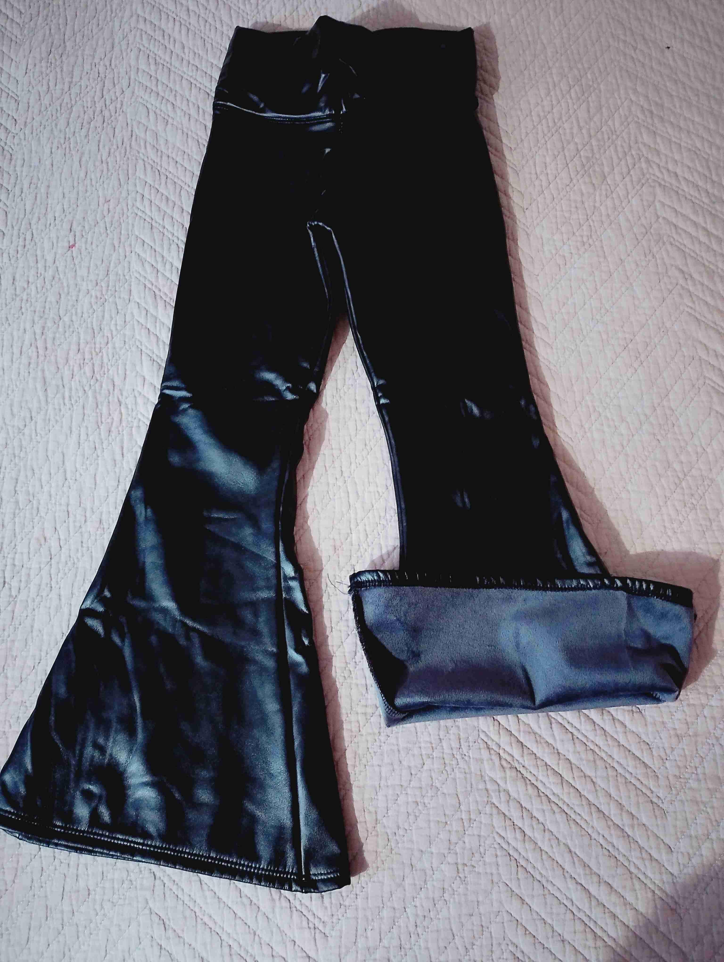 Pantalones acampanados de cuero sintético - miniatura 2