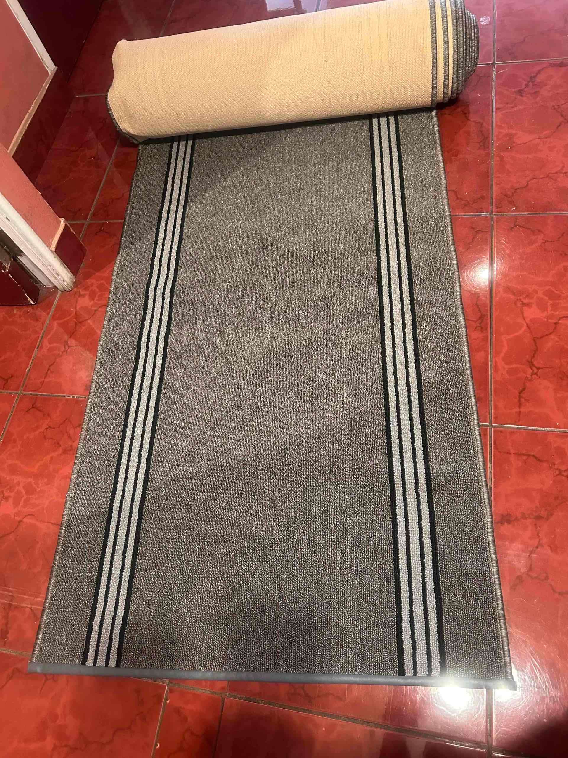 Alfombra pasillera gris rayas - miniatura 3