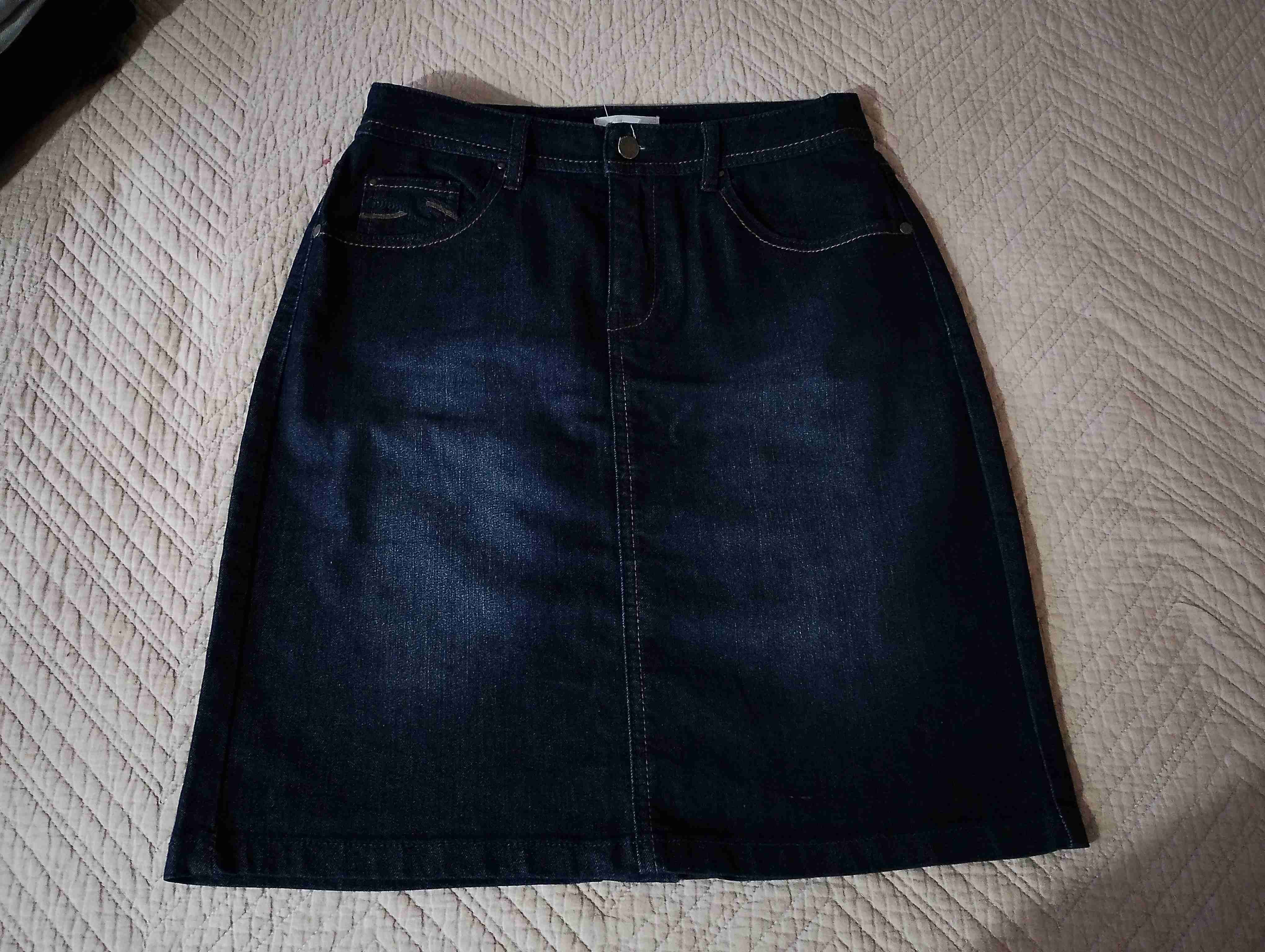 Falda denim azul oscura