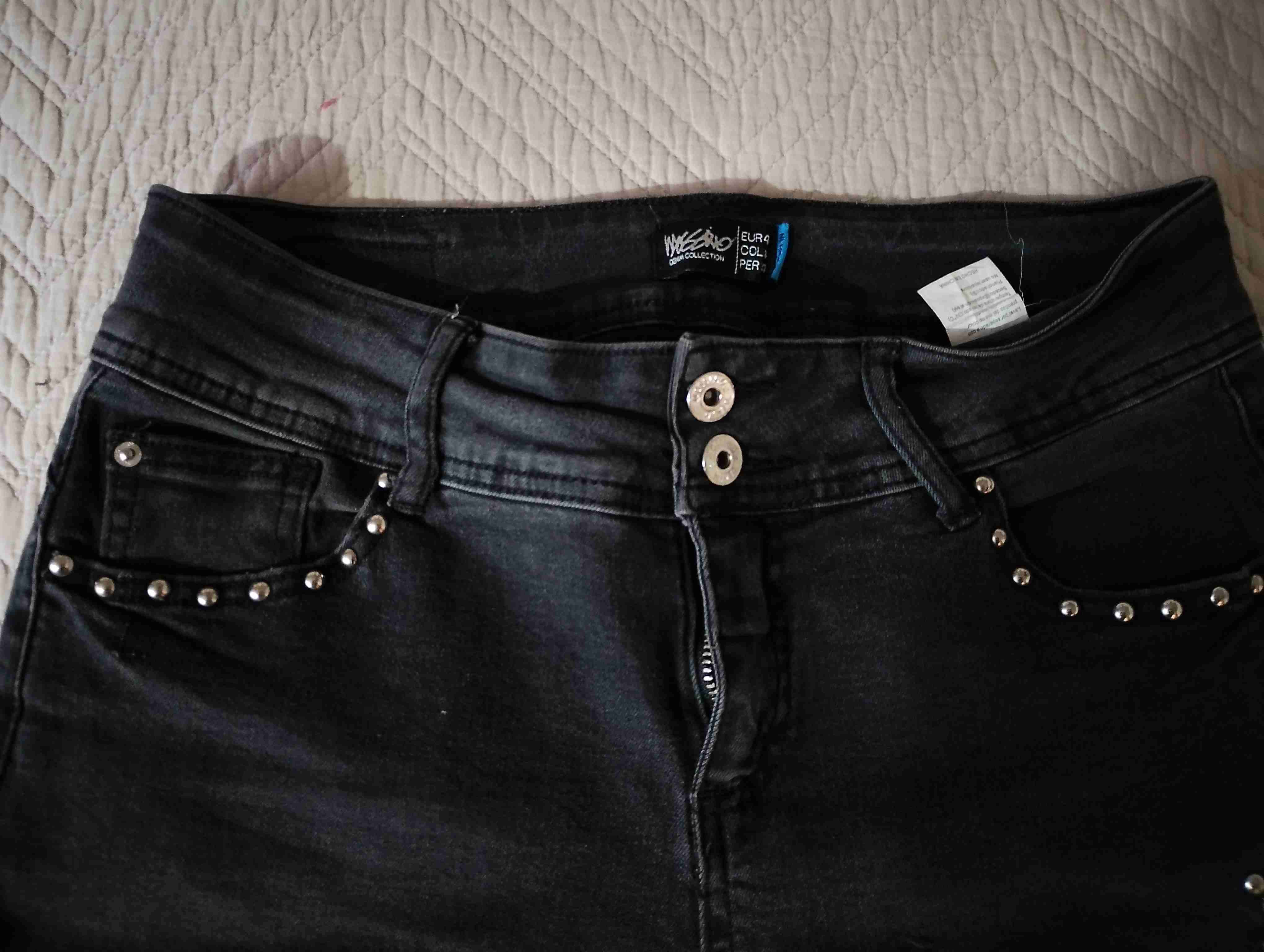 Jeans negros con apliques - miniatura 3