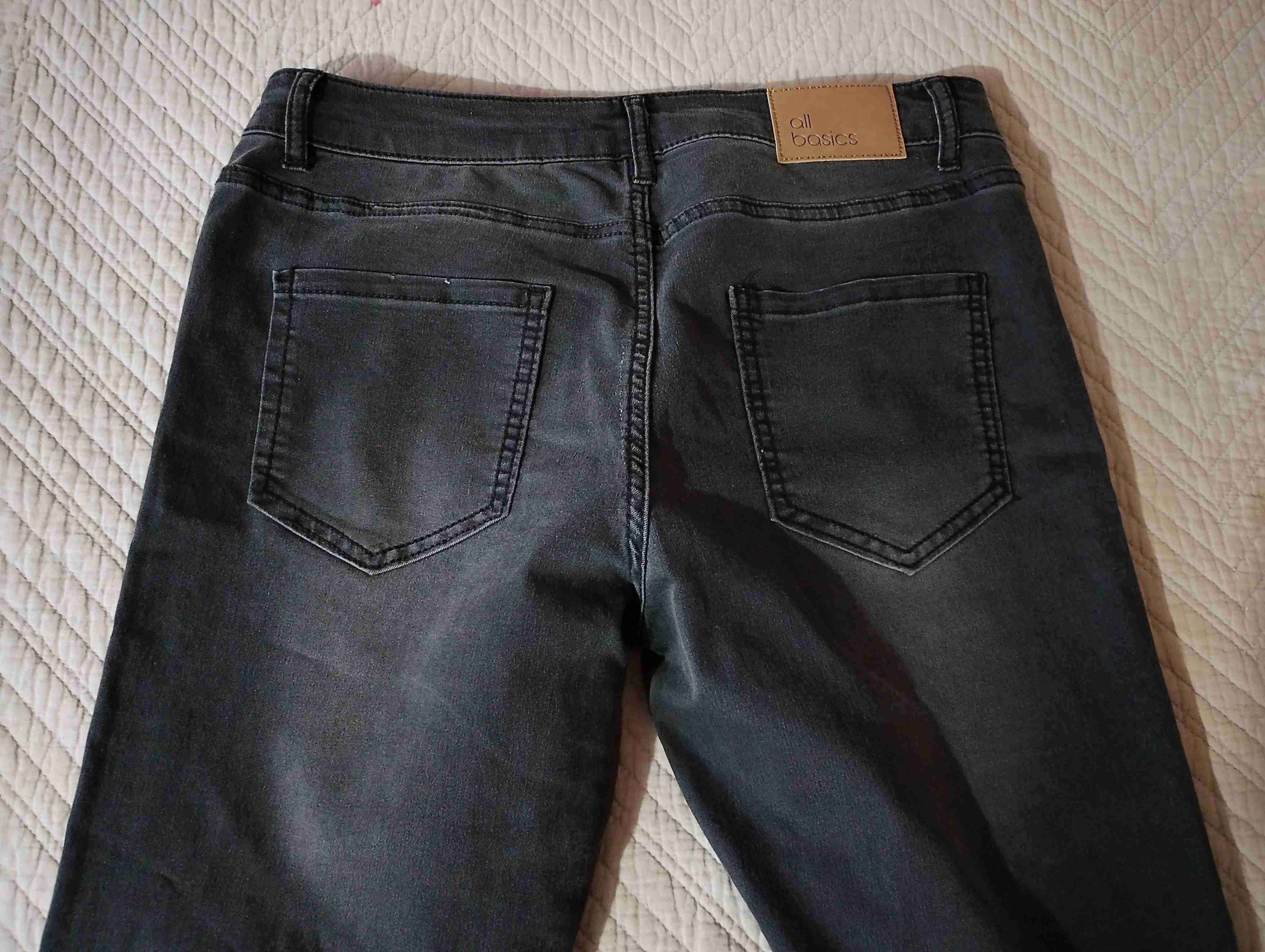 Pantalones de mezclilla negros - miniatura 3