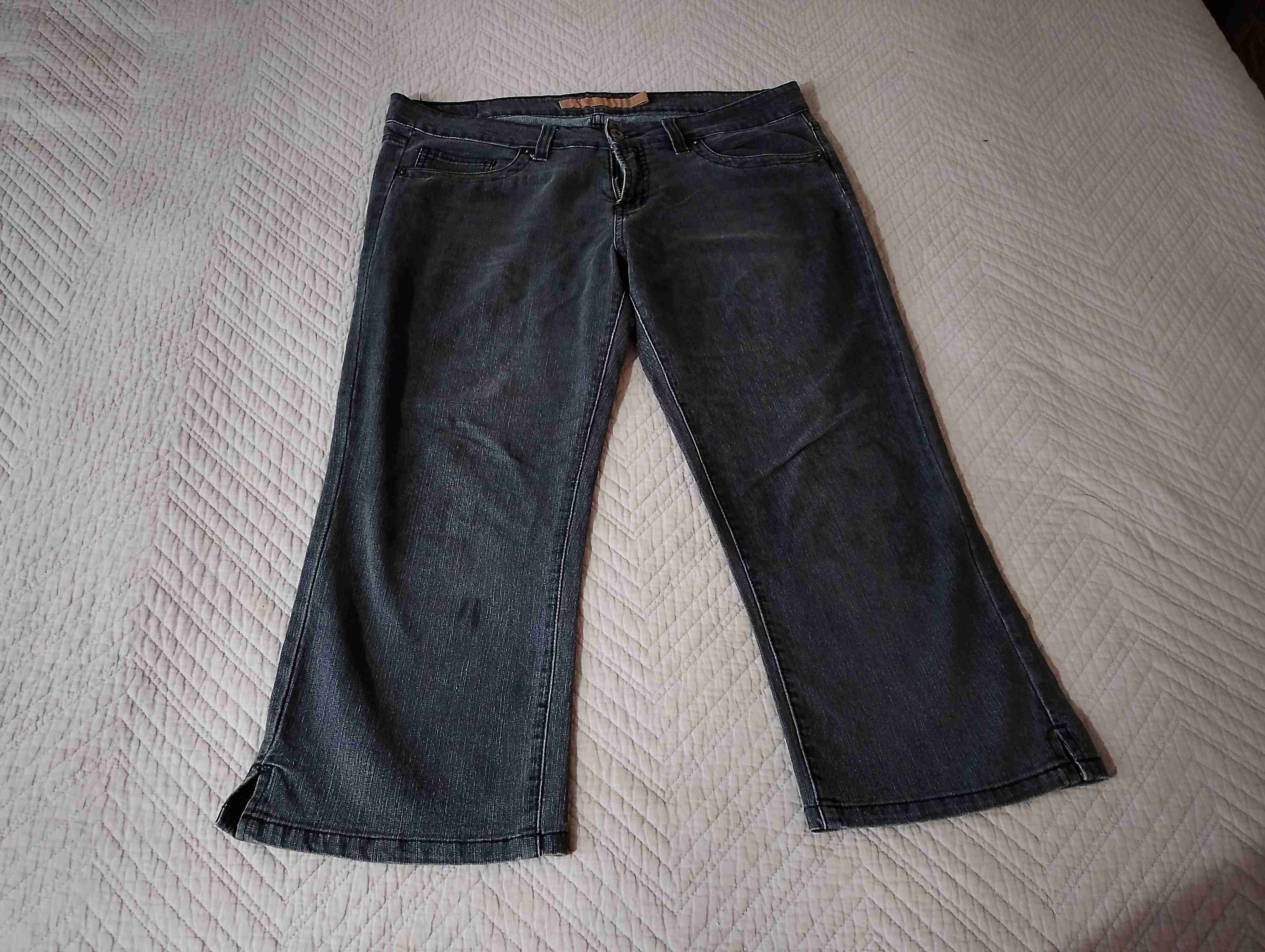 Jeans negros de pierna ancha