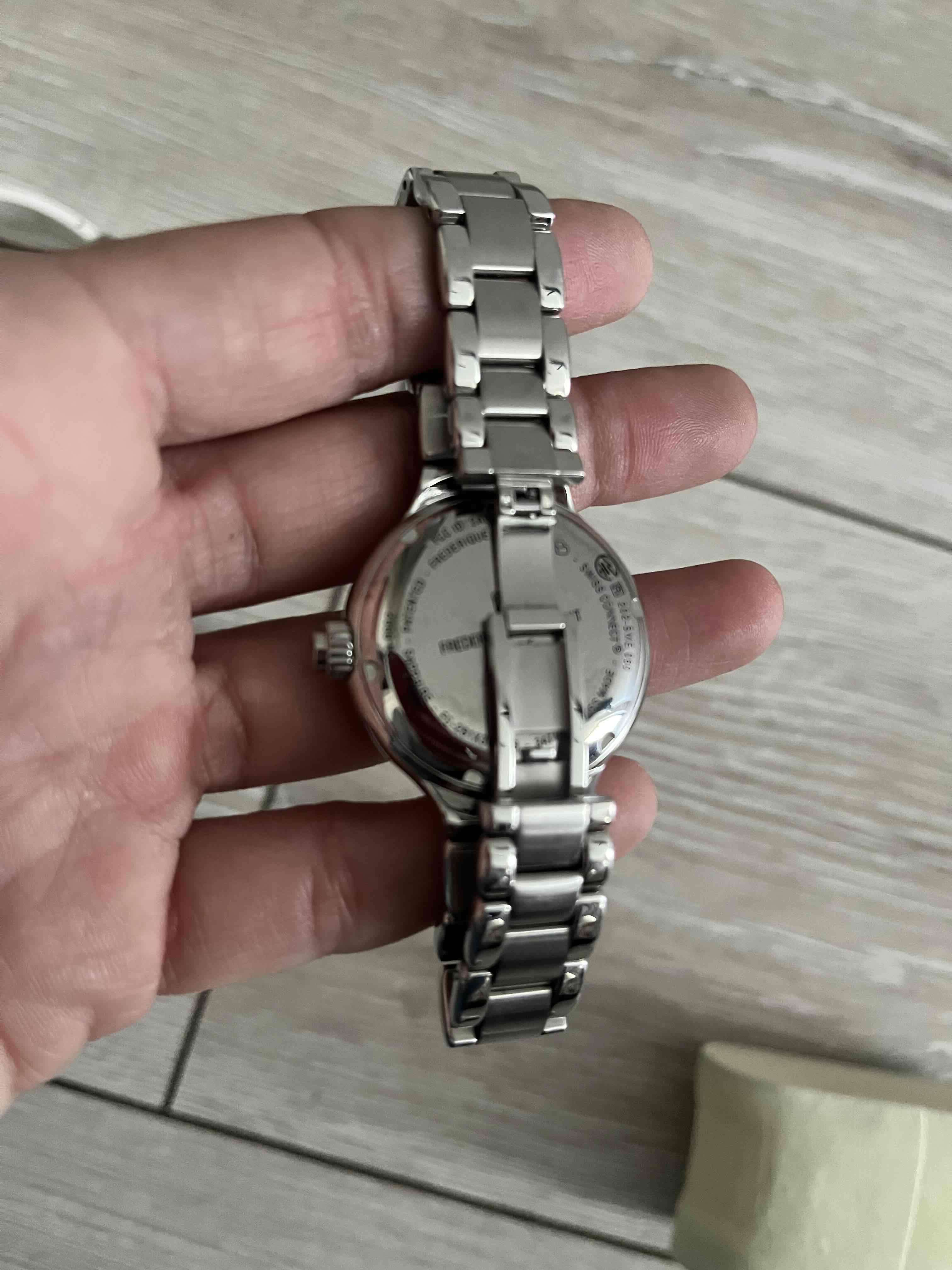 Reloj Frederique Constant plateado - miniatura 3