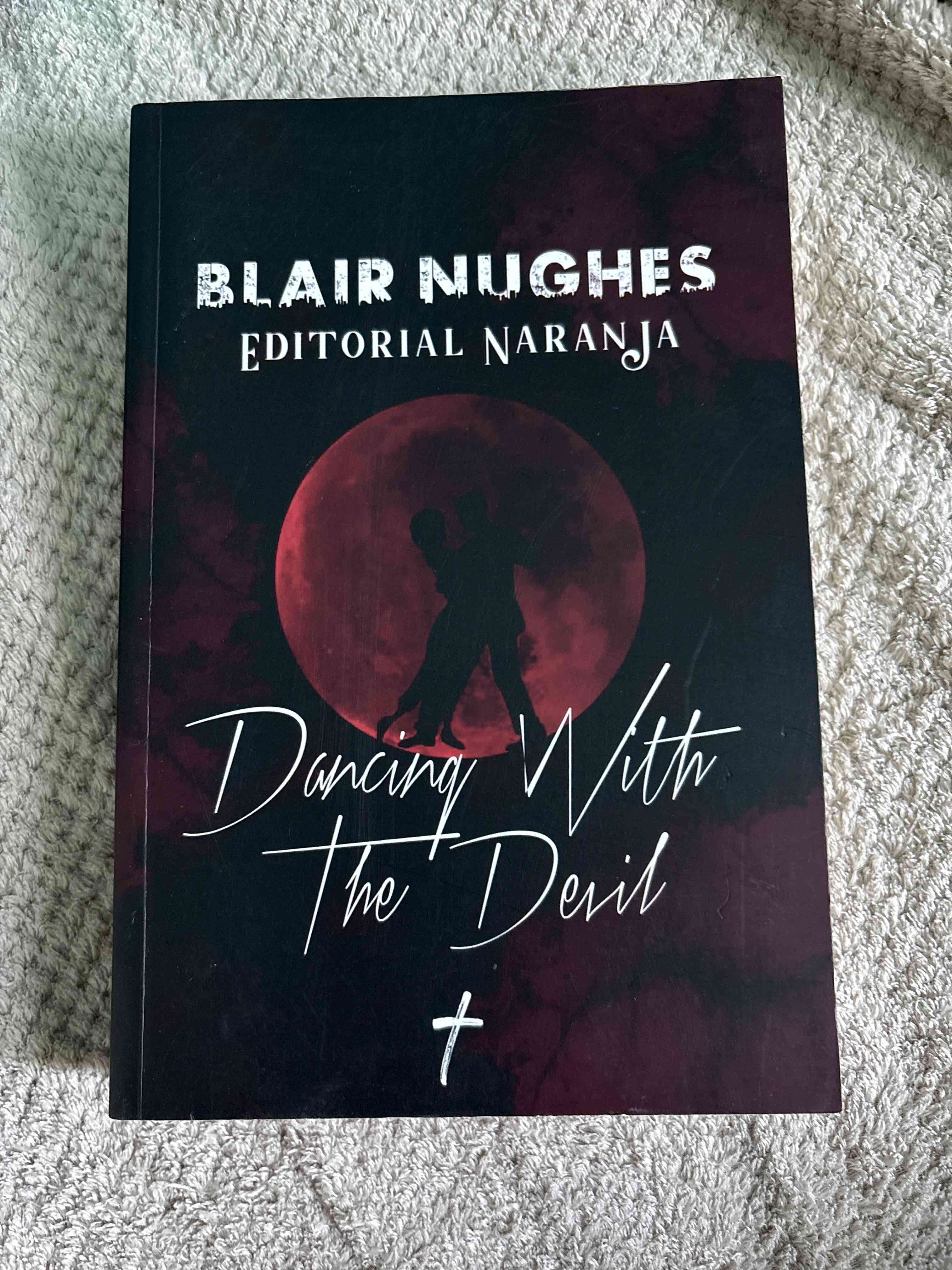 Libro 'Dancing With The Devil'