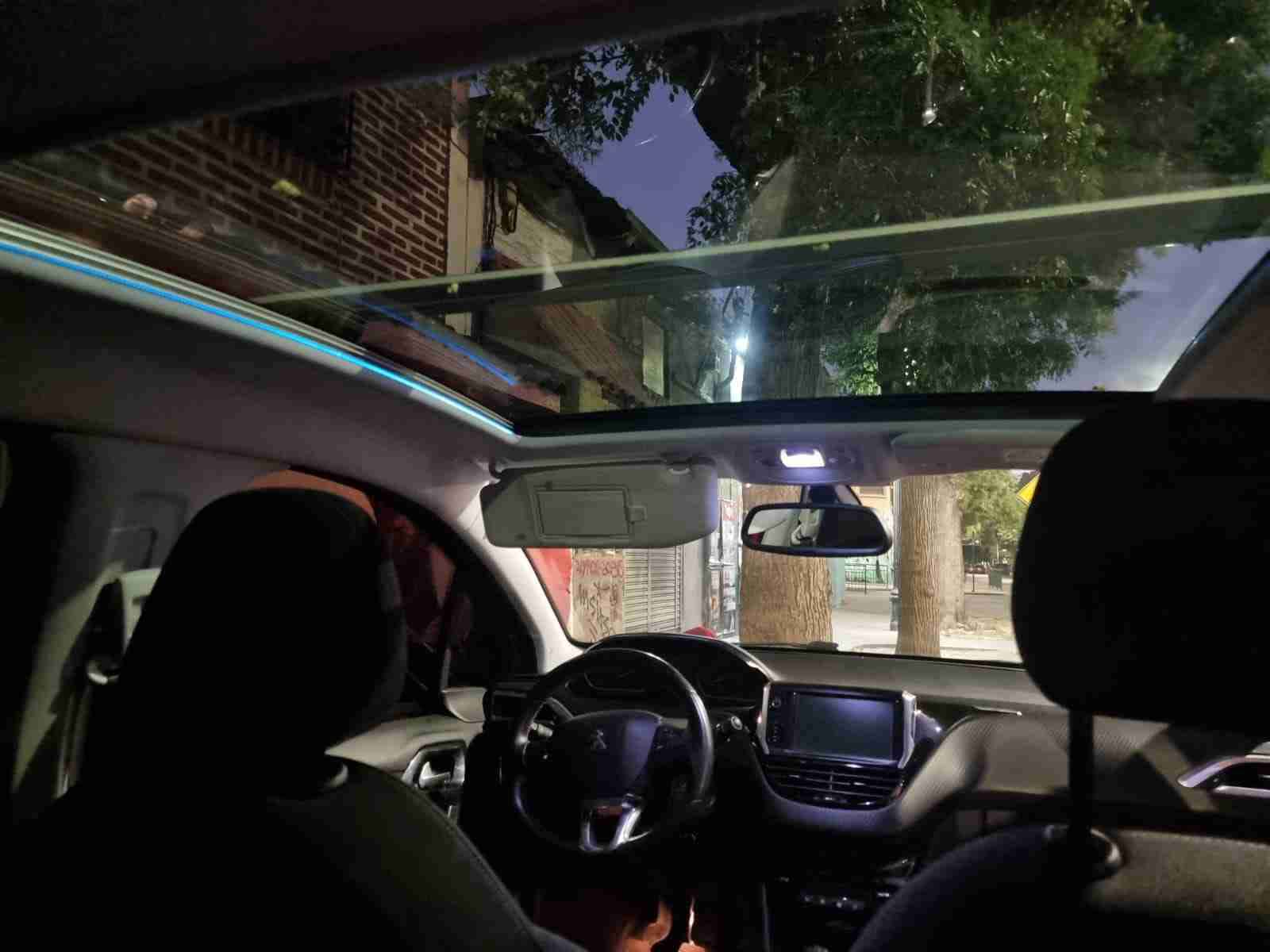 Peugeot 208 Diesel 2017 - miniatura 2