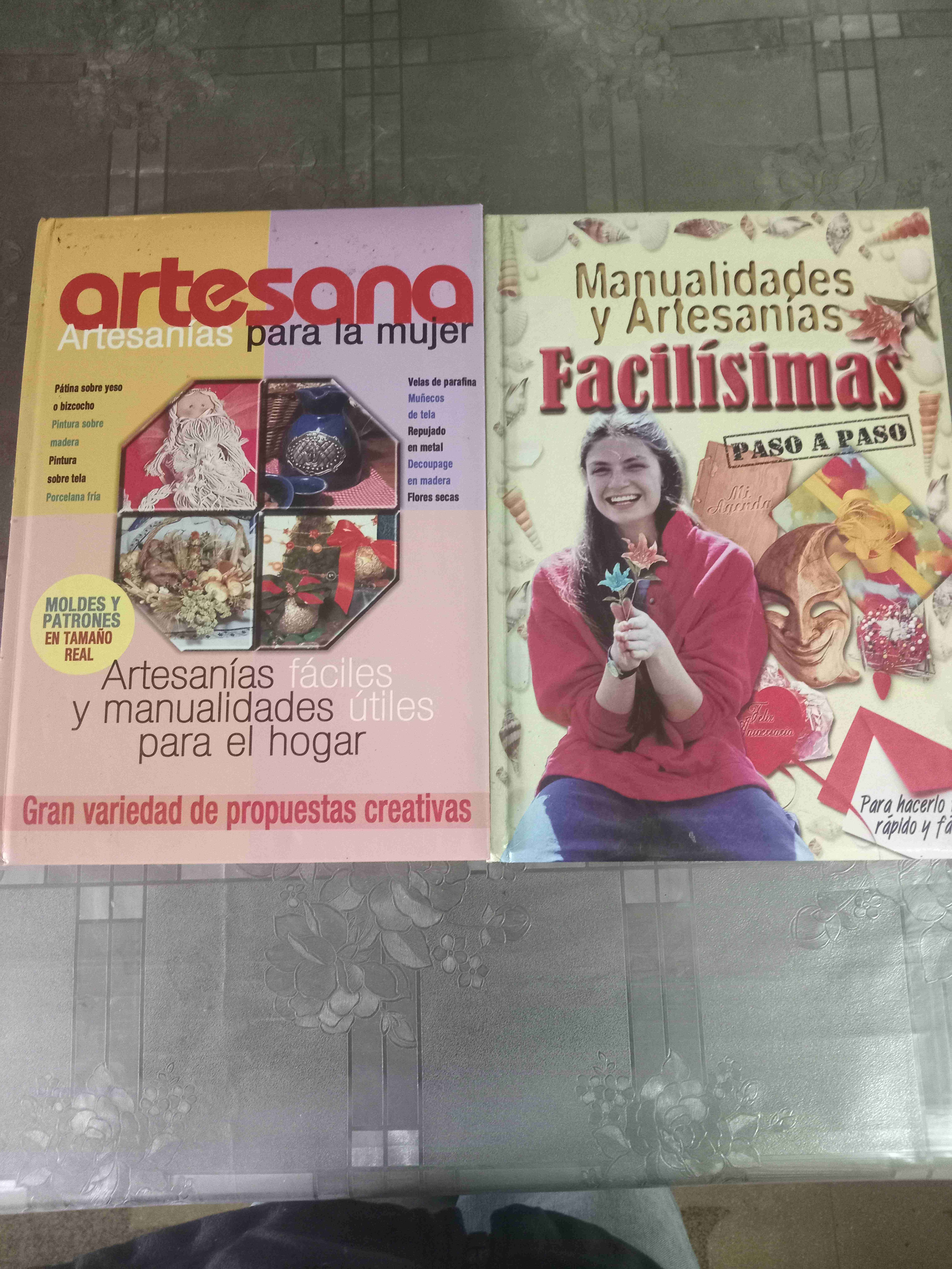 Set de enciclopedias y manuales - miniatura 3