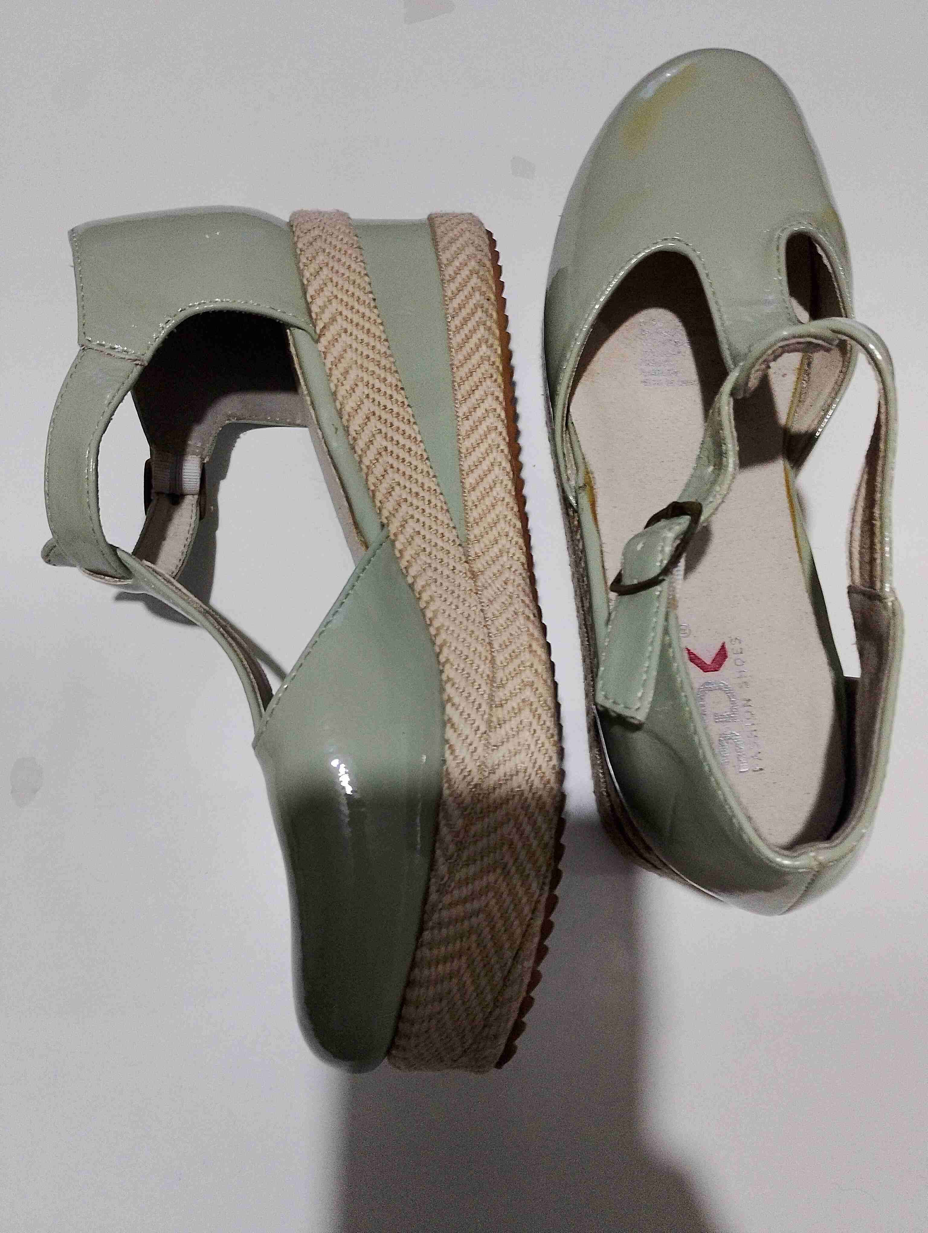 Sandalias verde menta de charol - miniatura 4