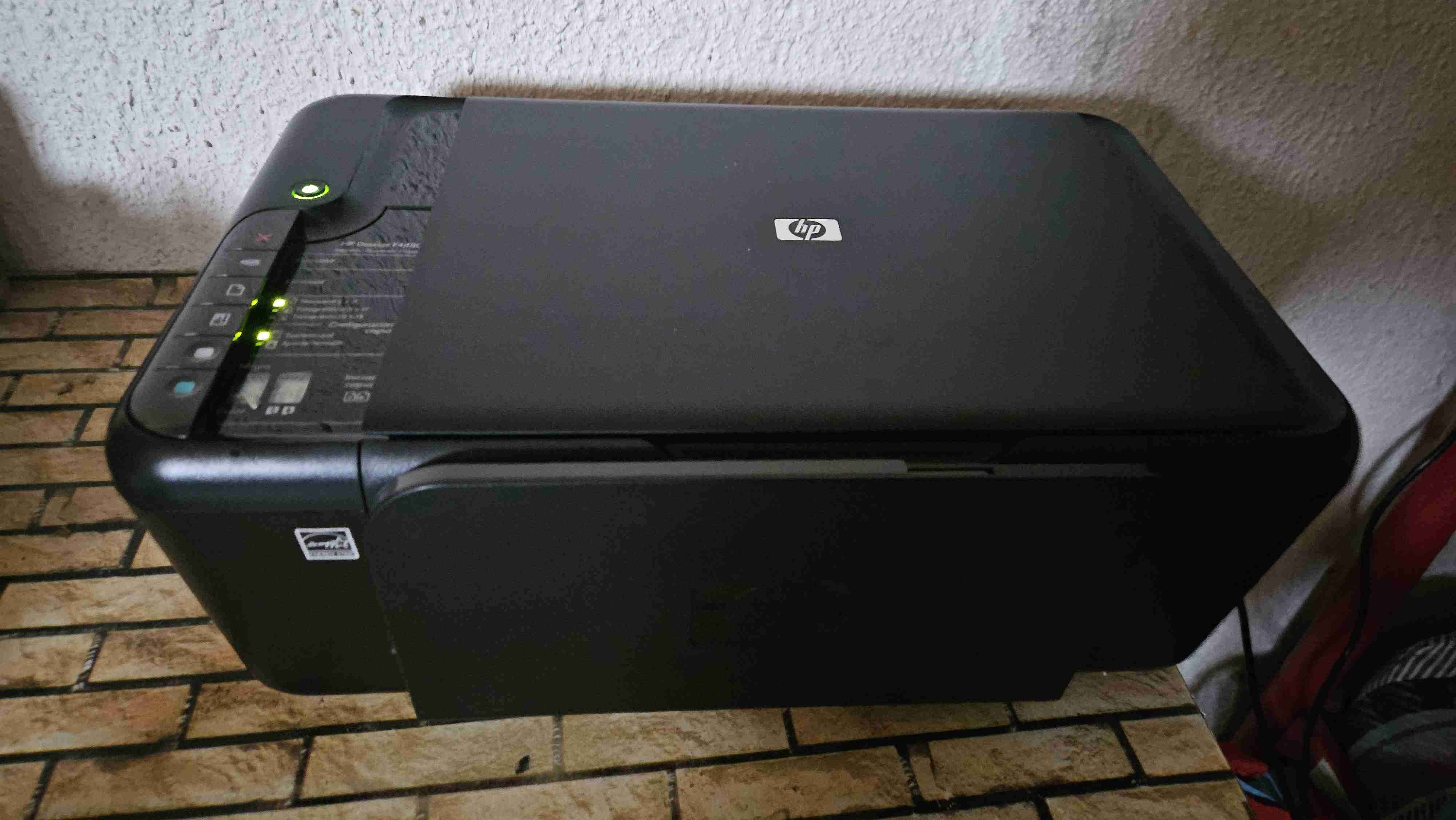 Impresora HP Deskjet usada - miniatura 2