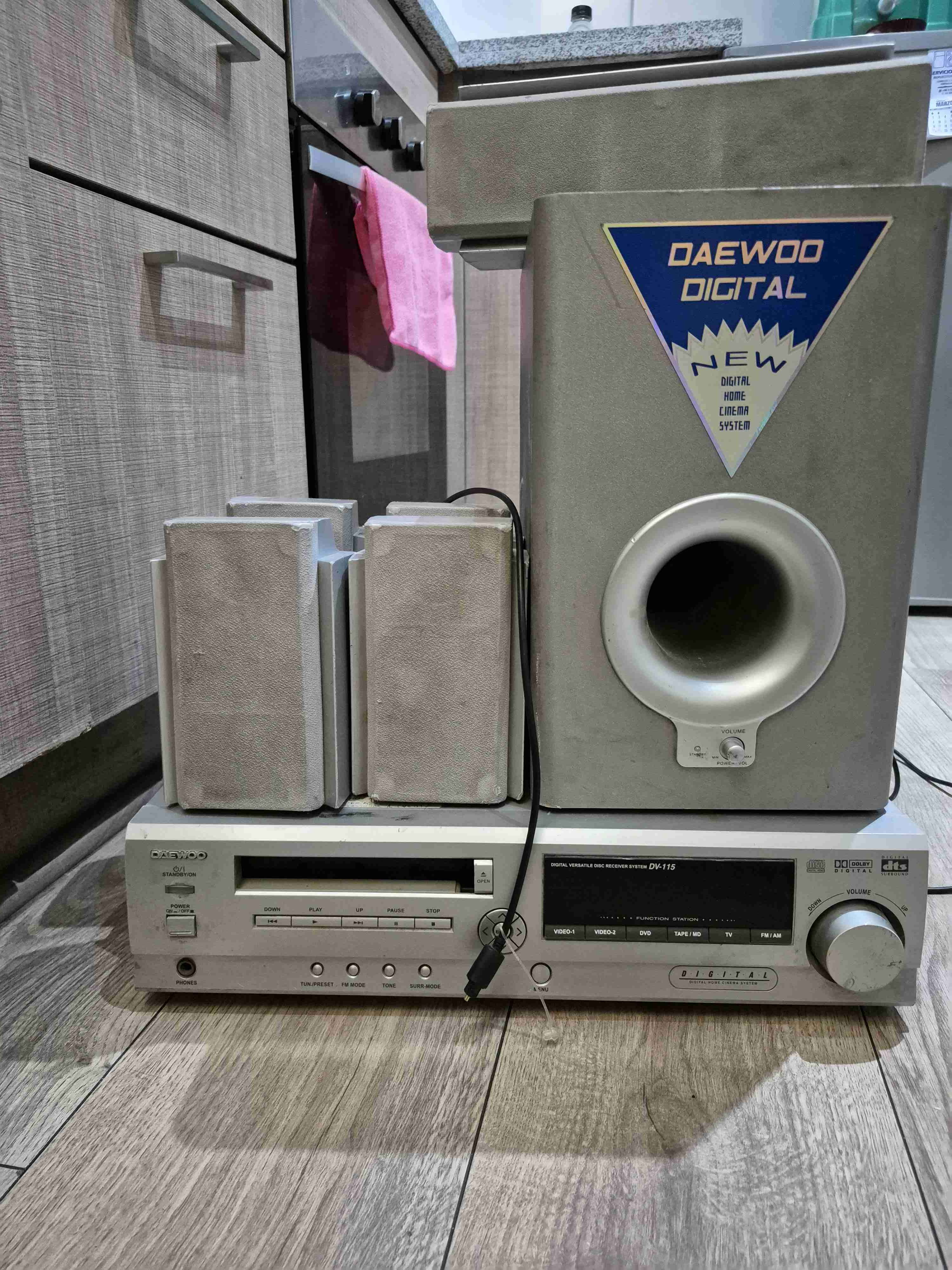 Sistema de sonido Daewoo digital