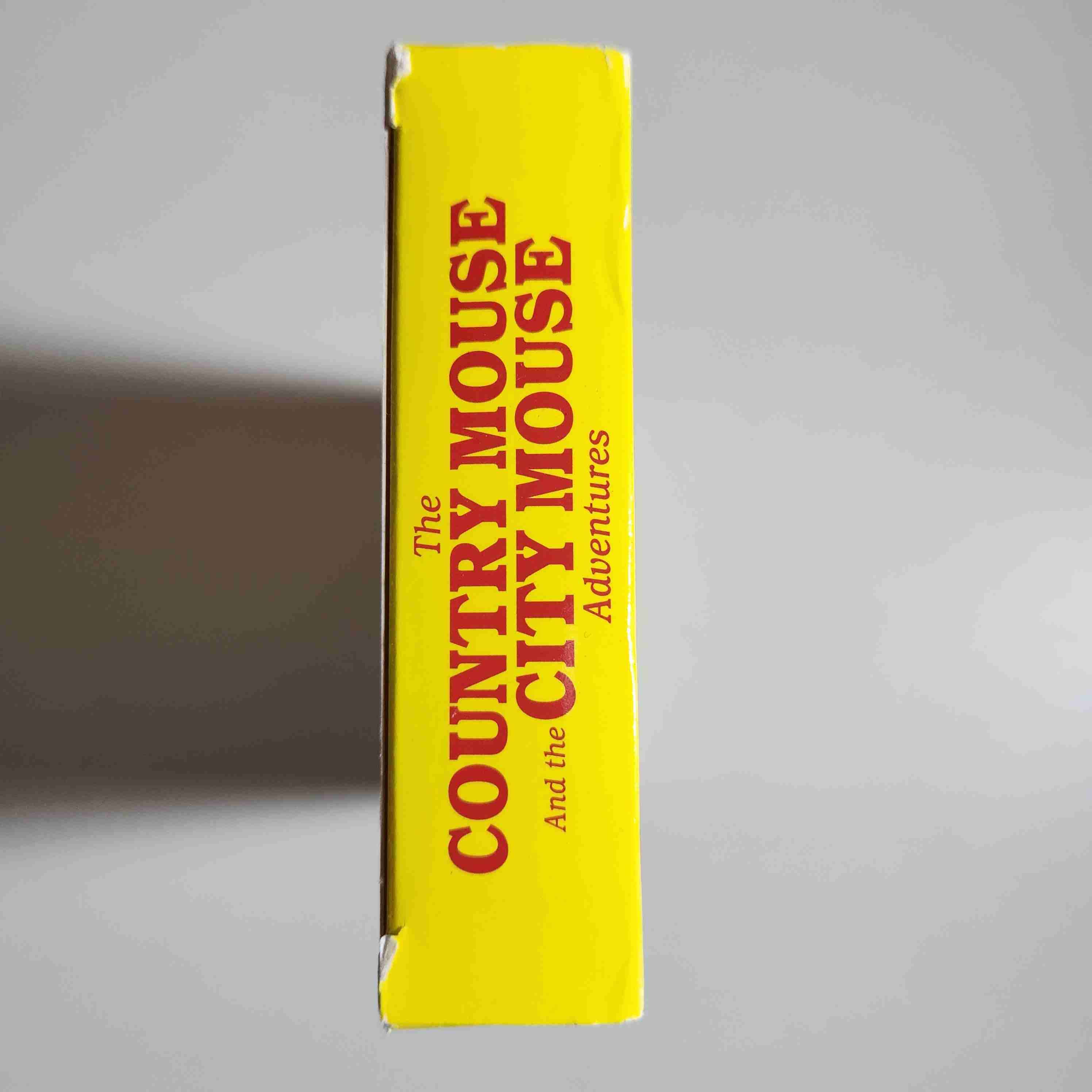 VHS The Country Mouse/ Un ratón de campo - miniatura 5