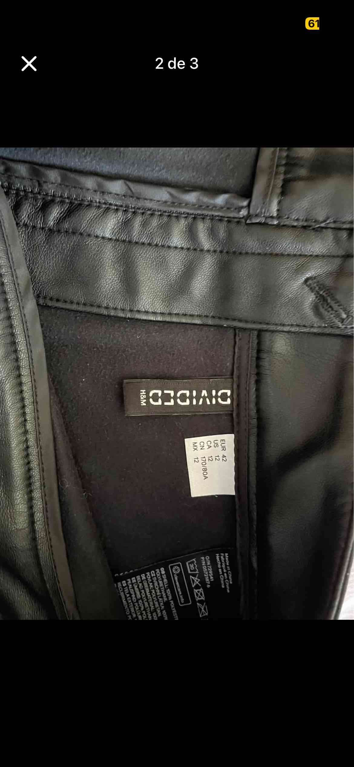 Falda negra estilo cuero - miniatura 2