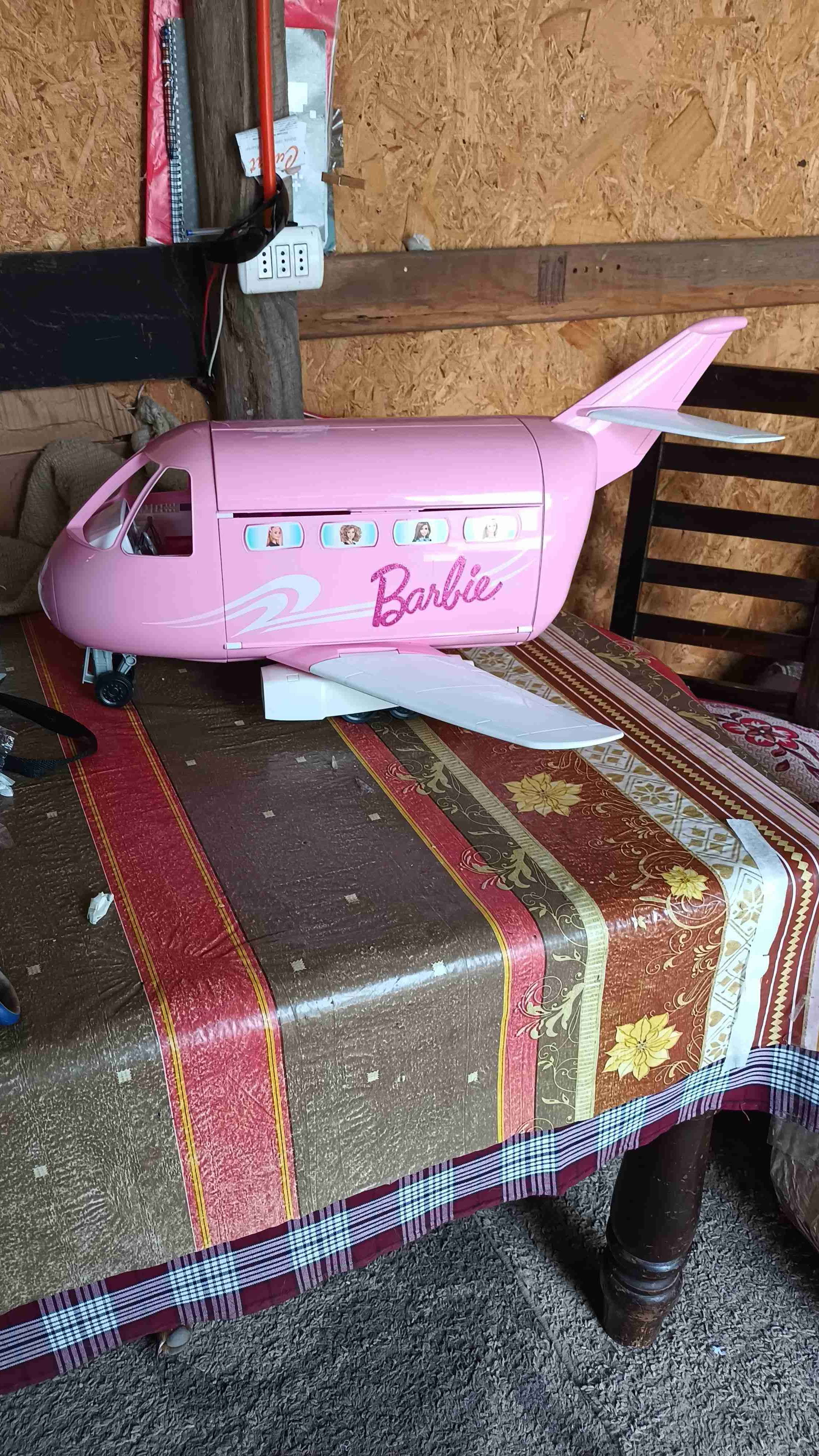 Avión de juguete rosa - miniatura 5