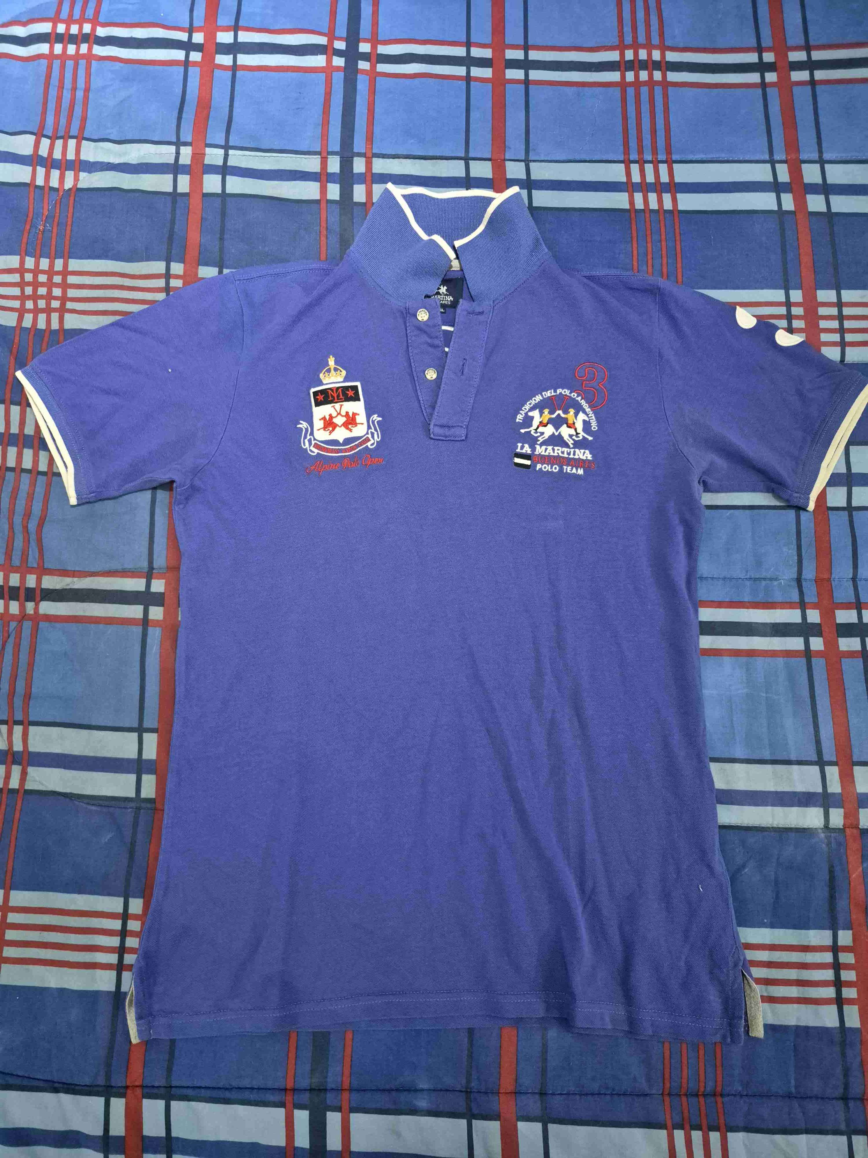 Polera polo azul La Martina