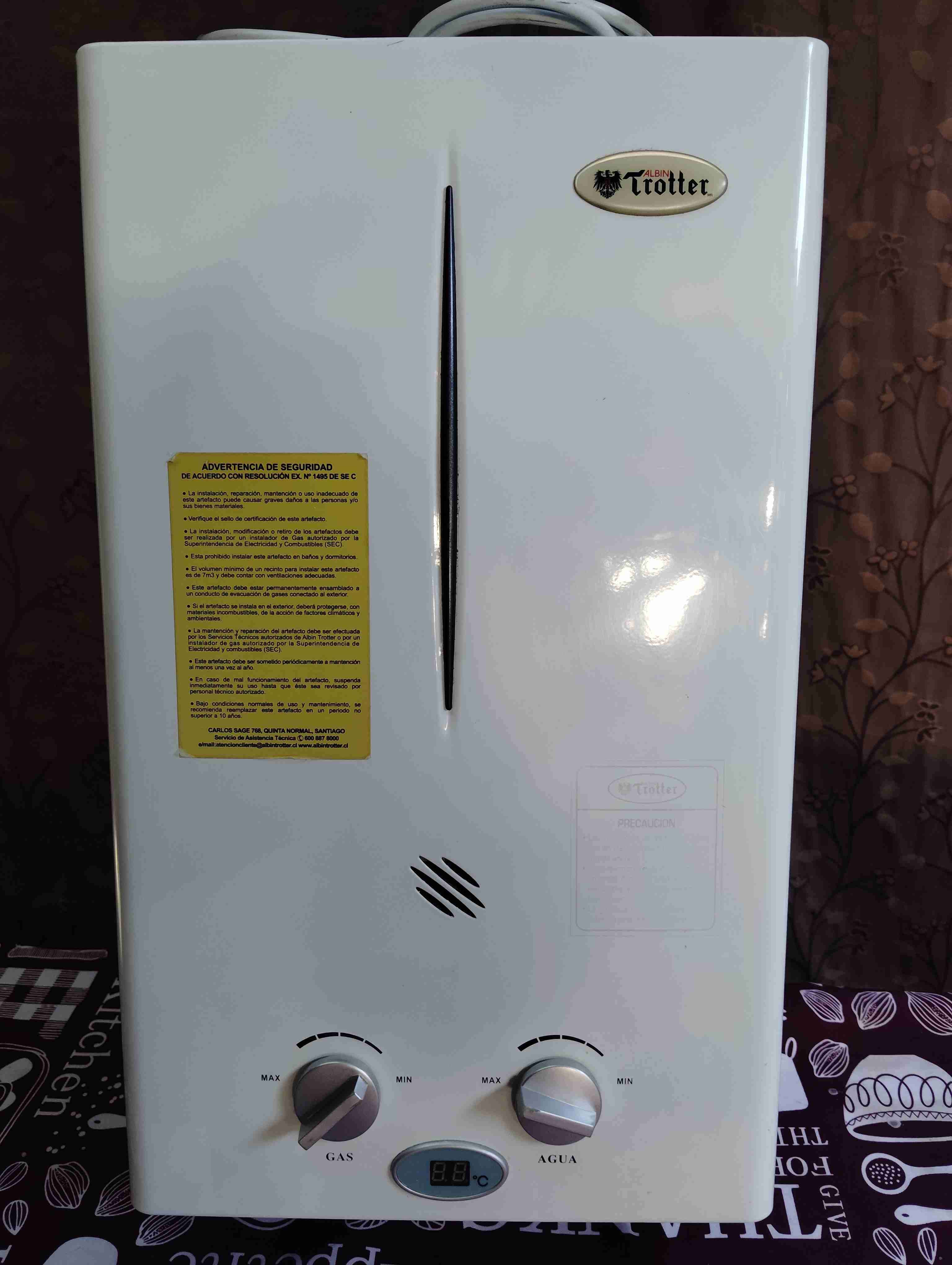 Calefón trotter de tiró forzado 10lt / sin kit de - 4