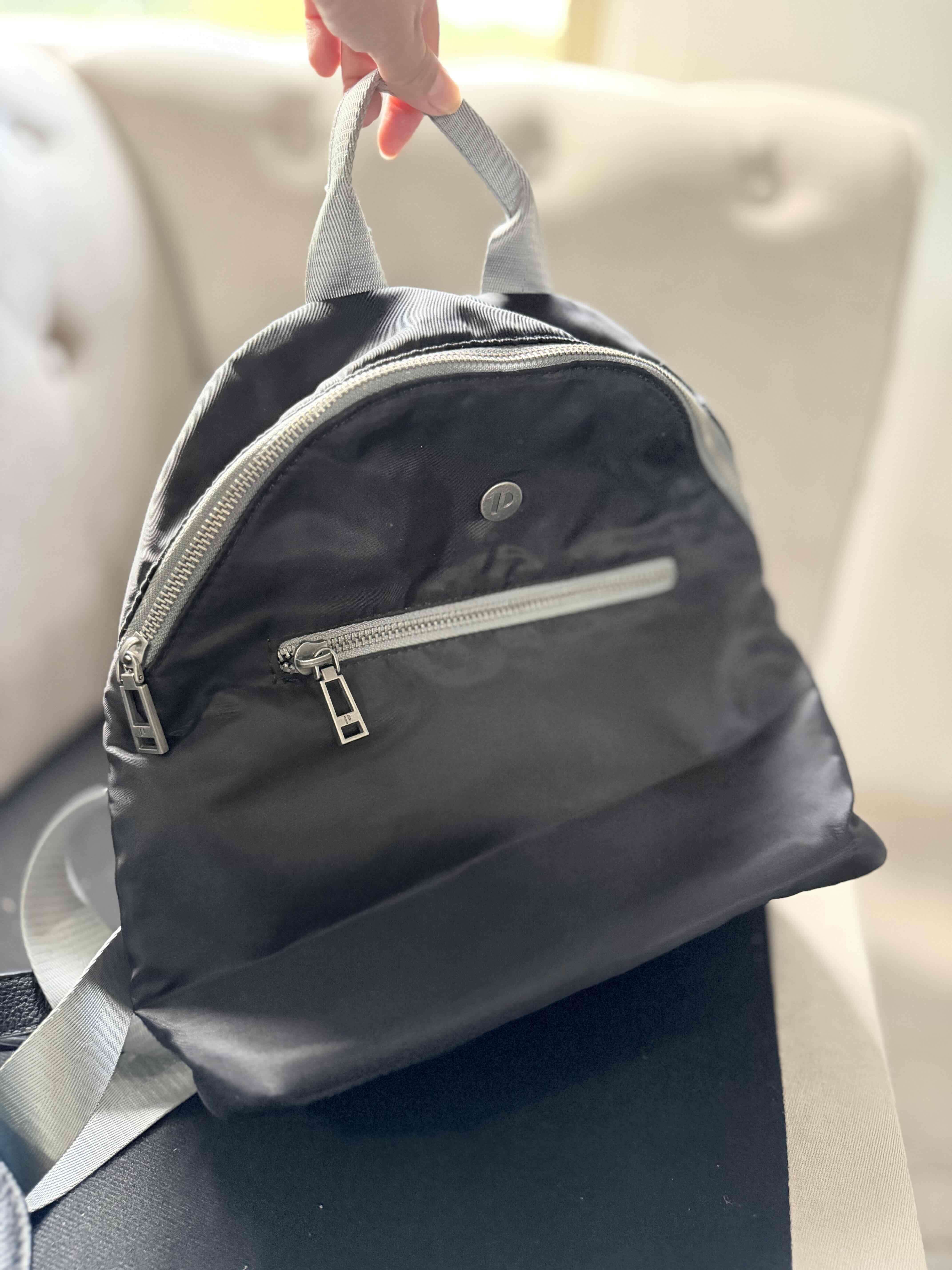Mochila negra Pollini