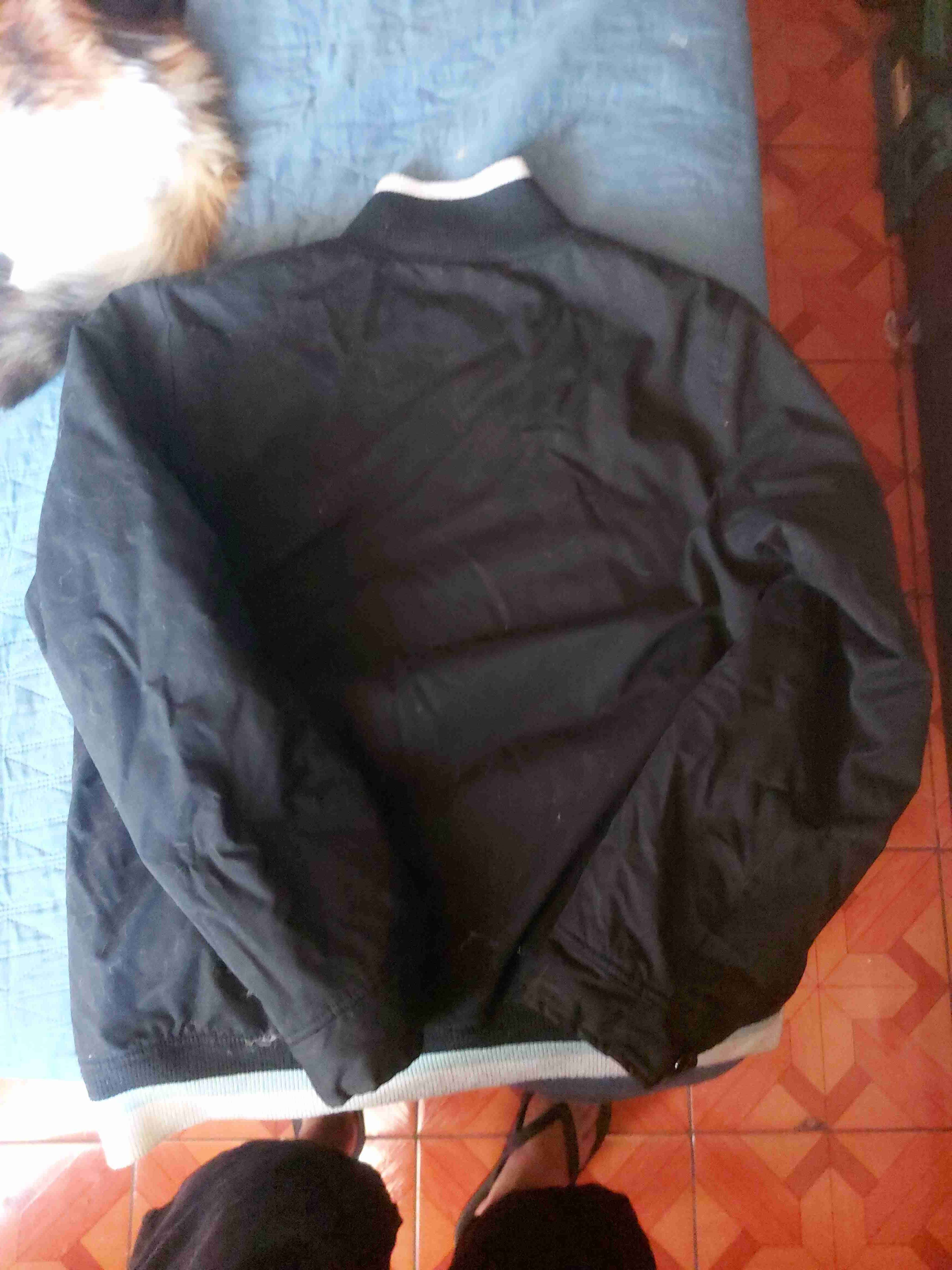 Chaqueta negra de hombre - miniatura 4